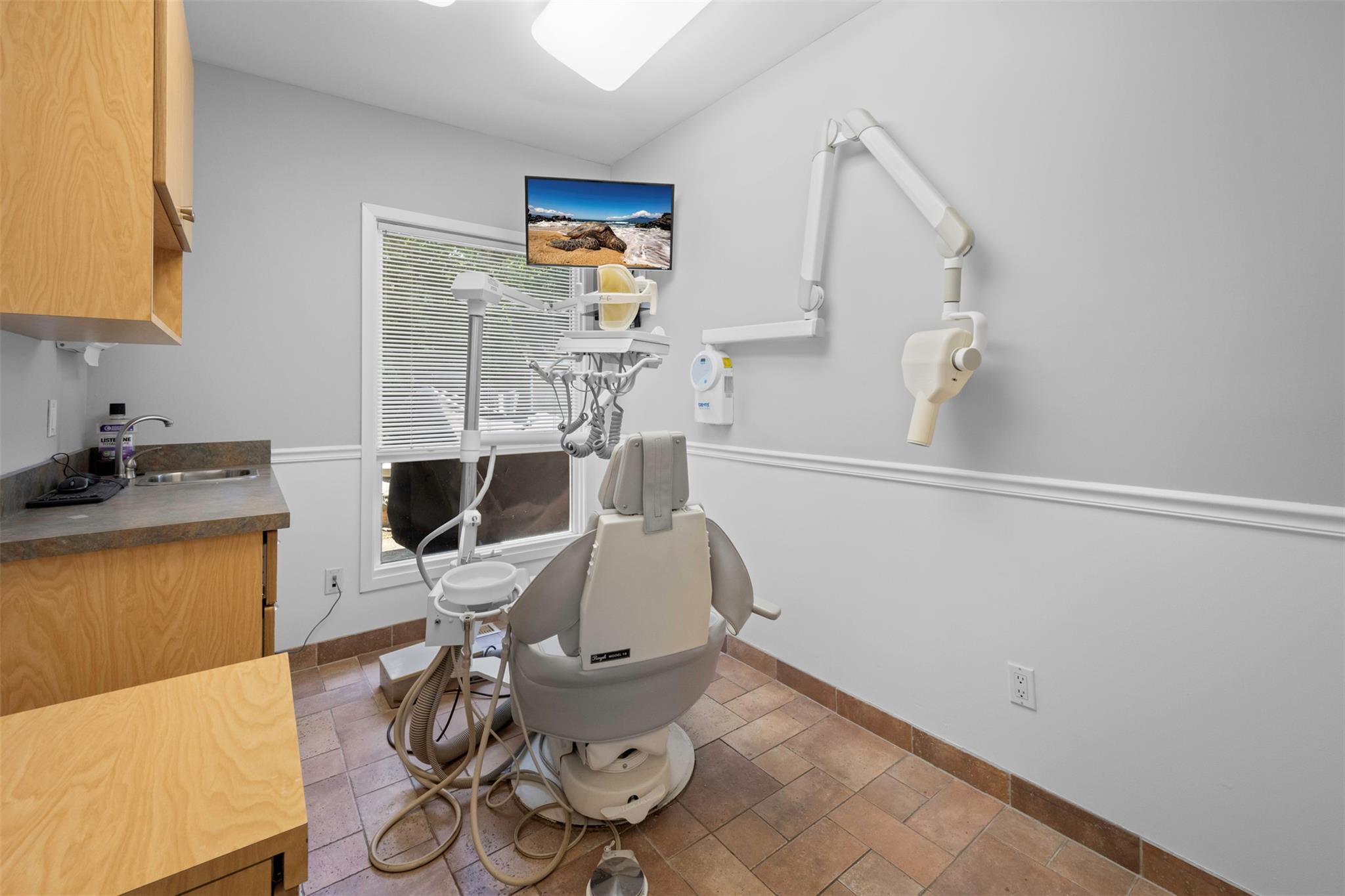 10 Hunter Avenue, Miller Place, NY 11764