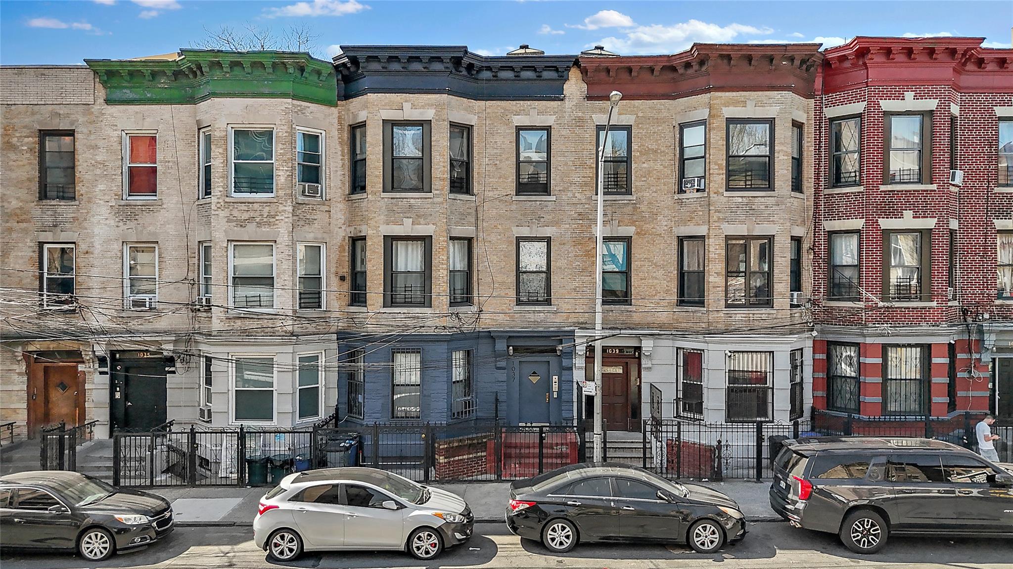 1037 College Avenue, Bronx, NY 10456