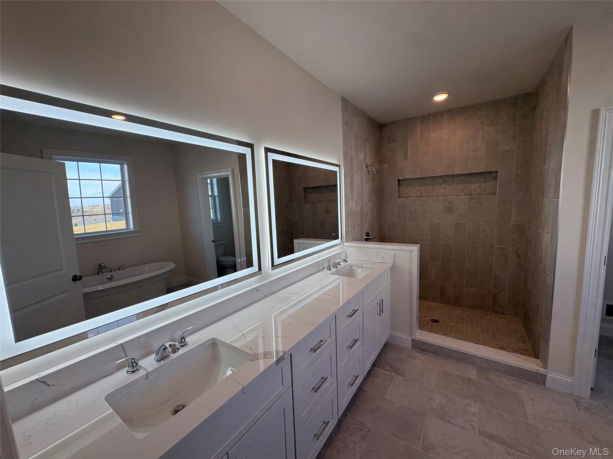 38 Dartmouth Drive, Poughkeepsie, NY 12603