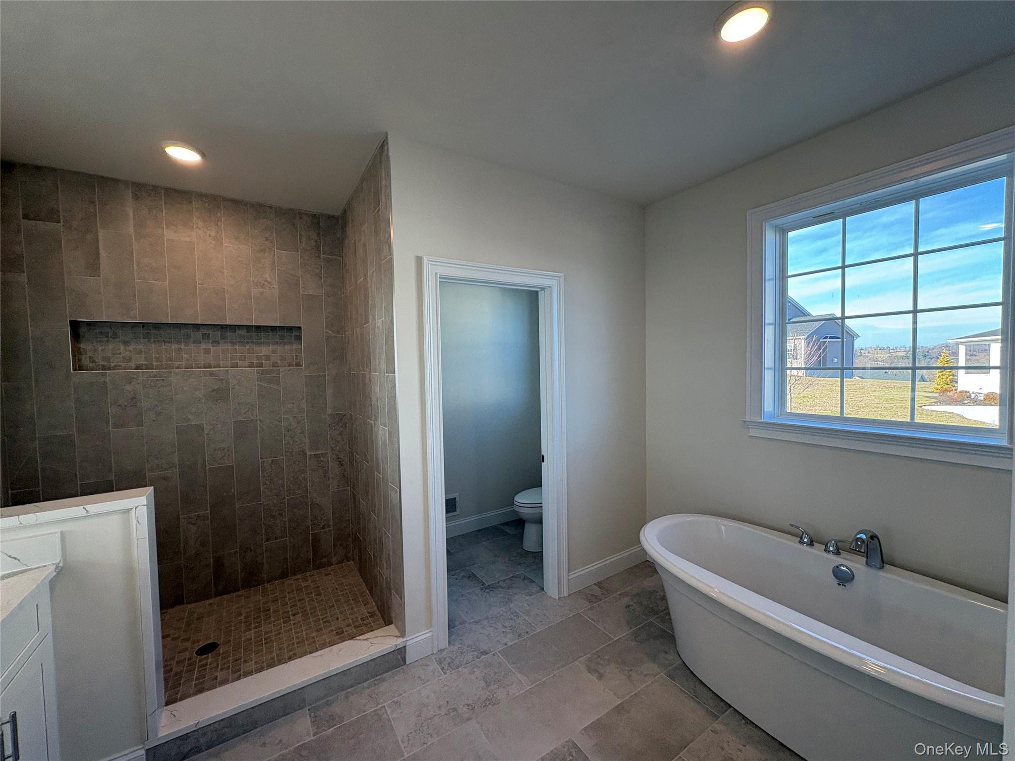 38 Dartmouth Drive, Poughkeepsie, NY 12603