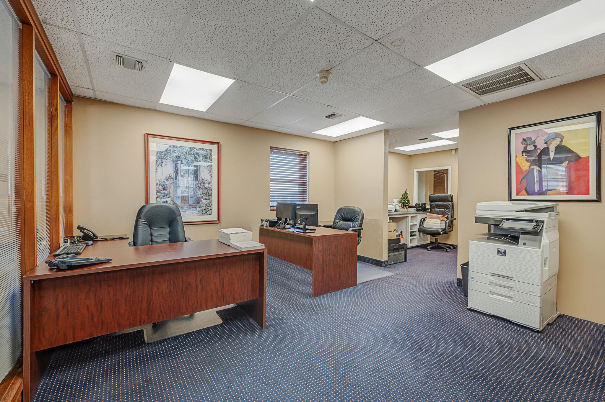 325 Middle Country Raod, Smithtown, NY 11787