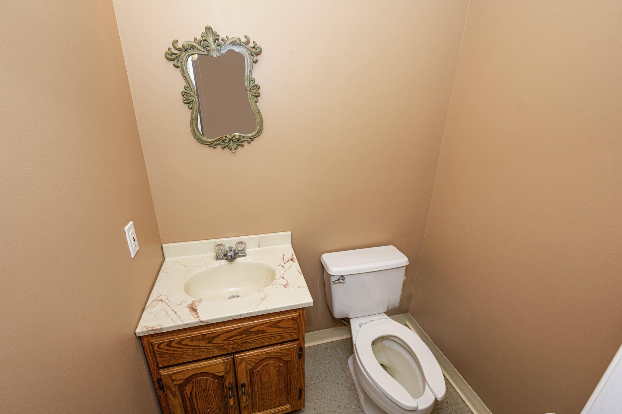 325 Middle Country Raod, Smithtown, NY 11787