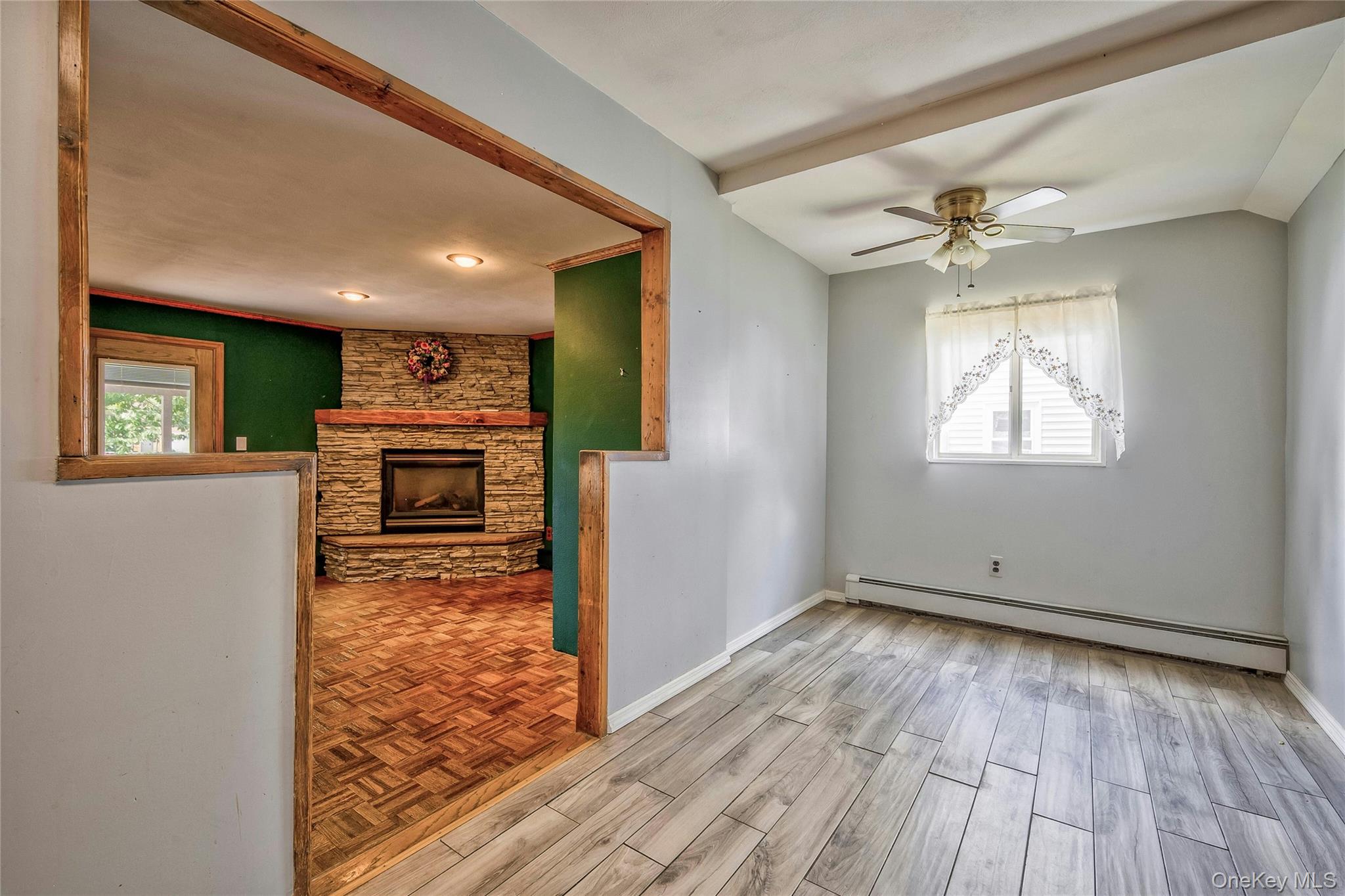 465 N Monroe Avenue, Lindenhurst, NY 11757