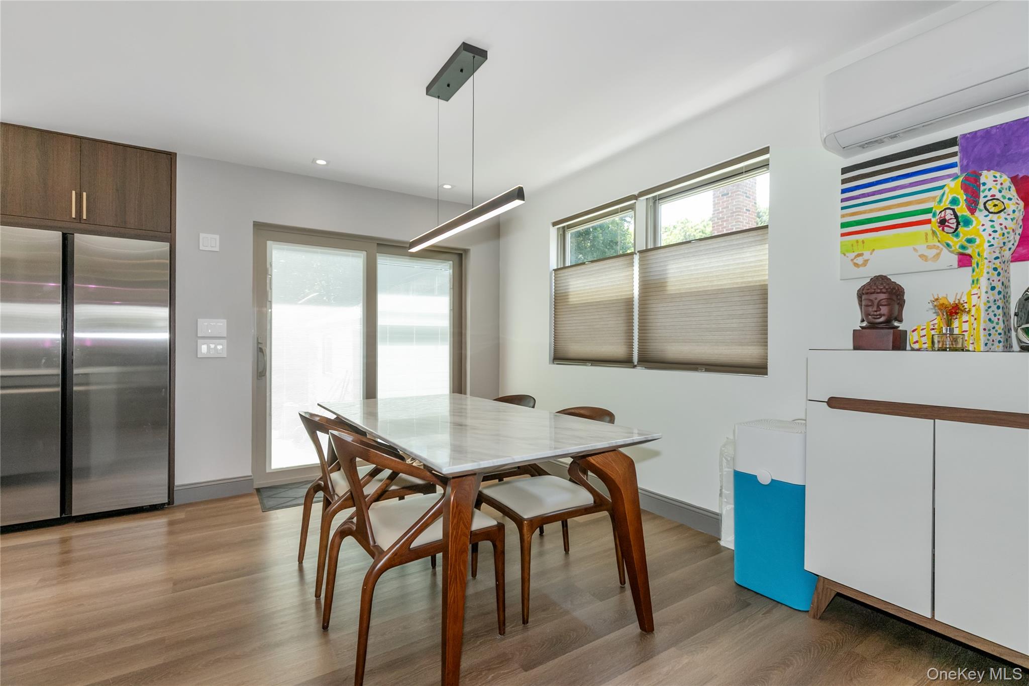 65 Oak Ridge Lane, Albertson, NY 11507