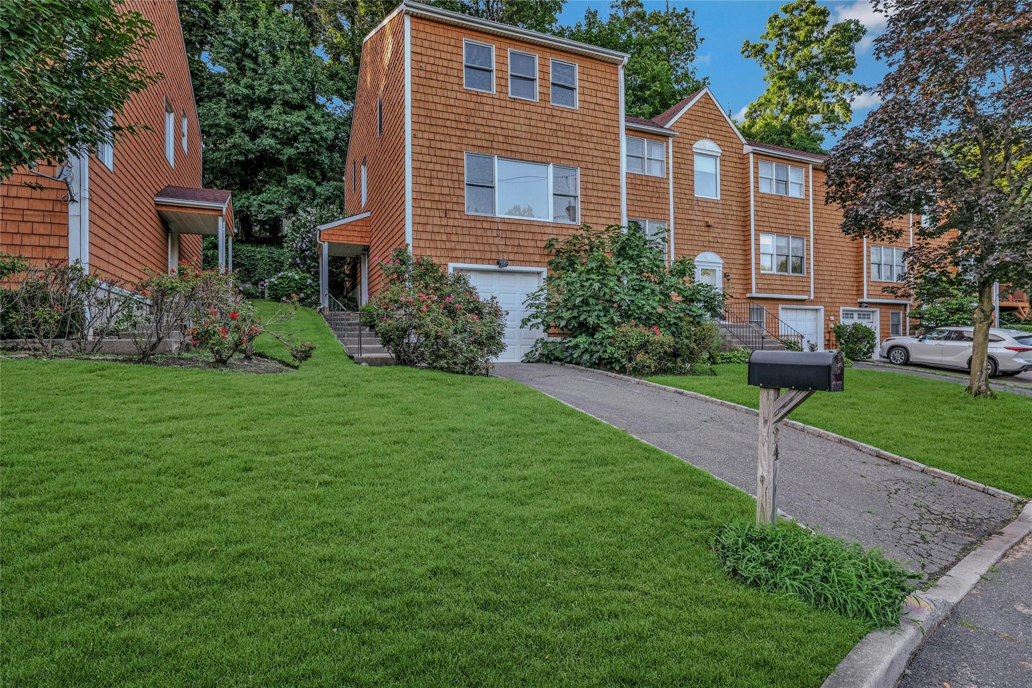 24 Herb Hill Road, Glen Cove, NY 11542
