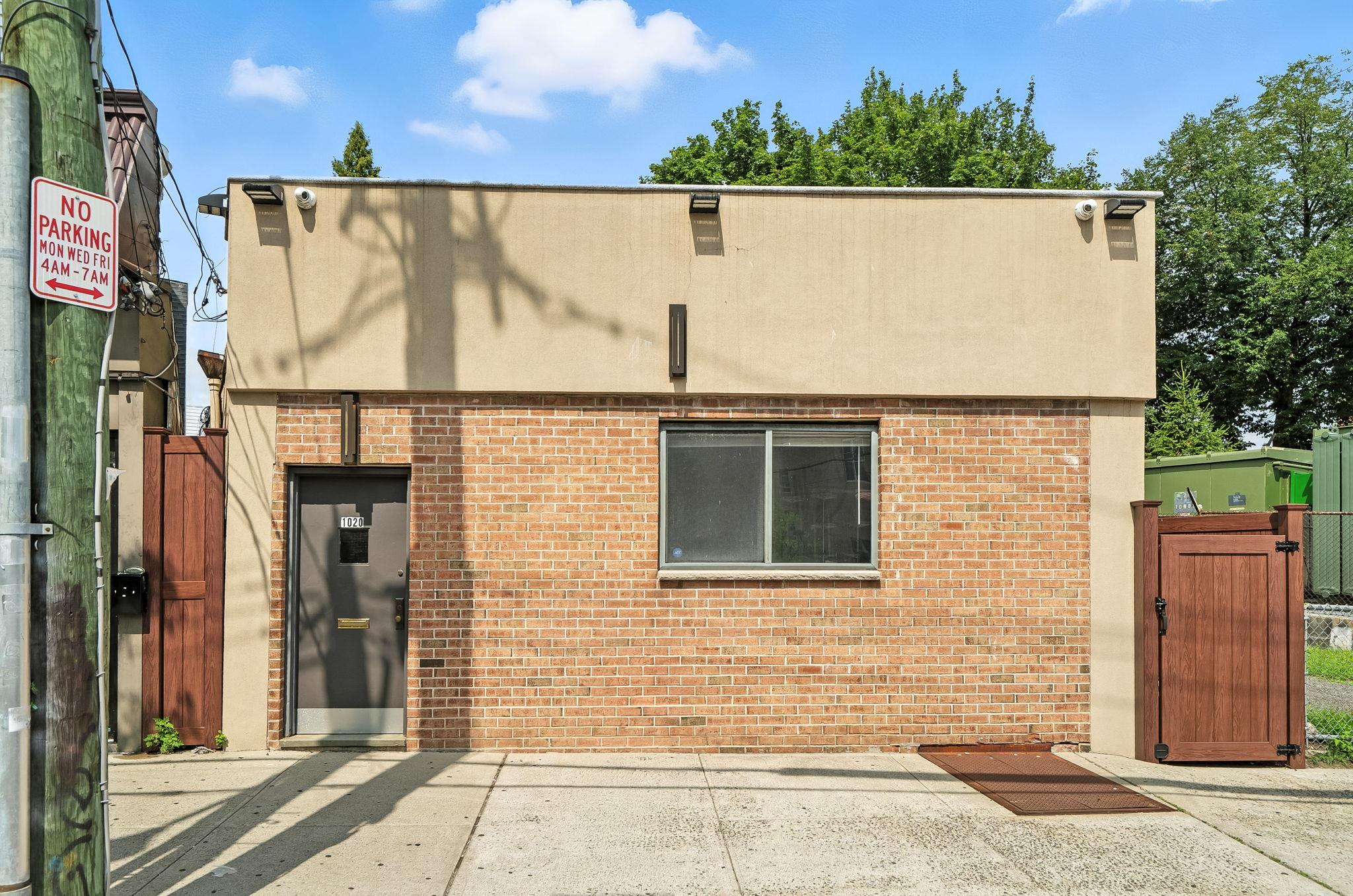 1020 McLean Avenue, Yonkers, NY 10704