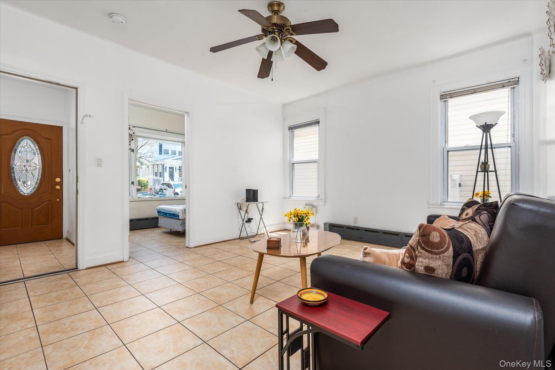 7844 86th Street, Glendale, NY 11385