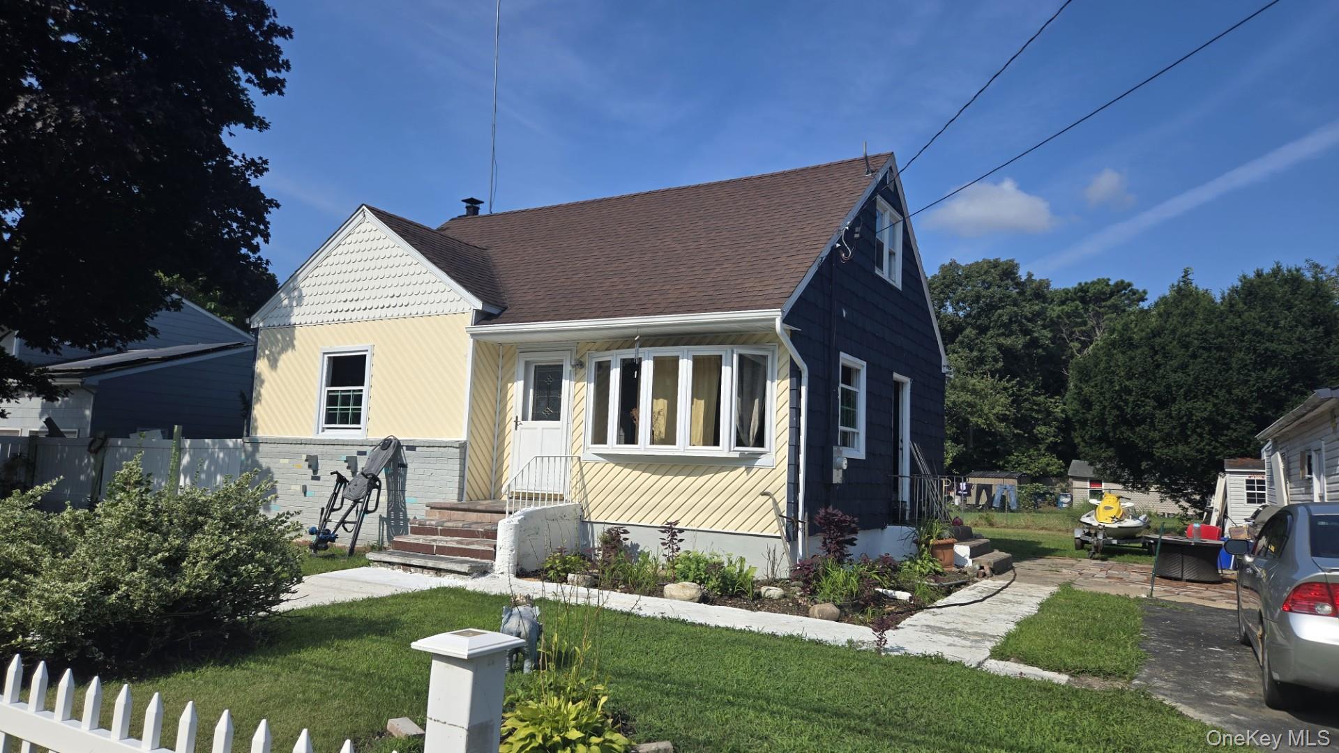 1776 Stein Dr Drive, Bay Shore, NY 11706