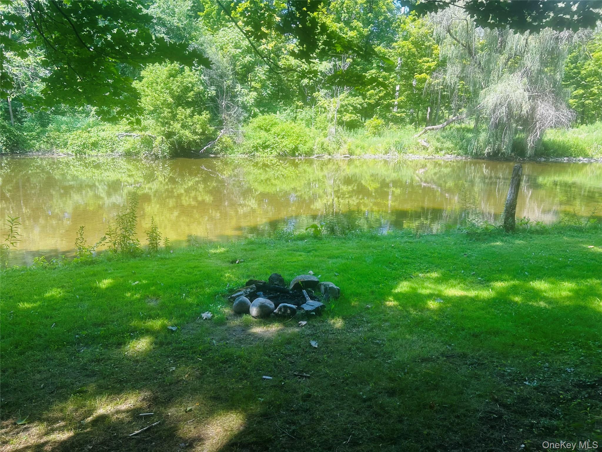 1675 Main Street, Pleasant Valley, NY 12569