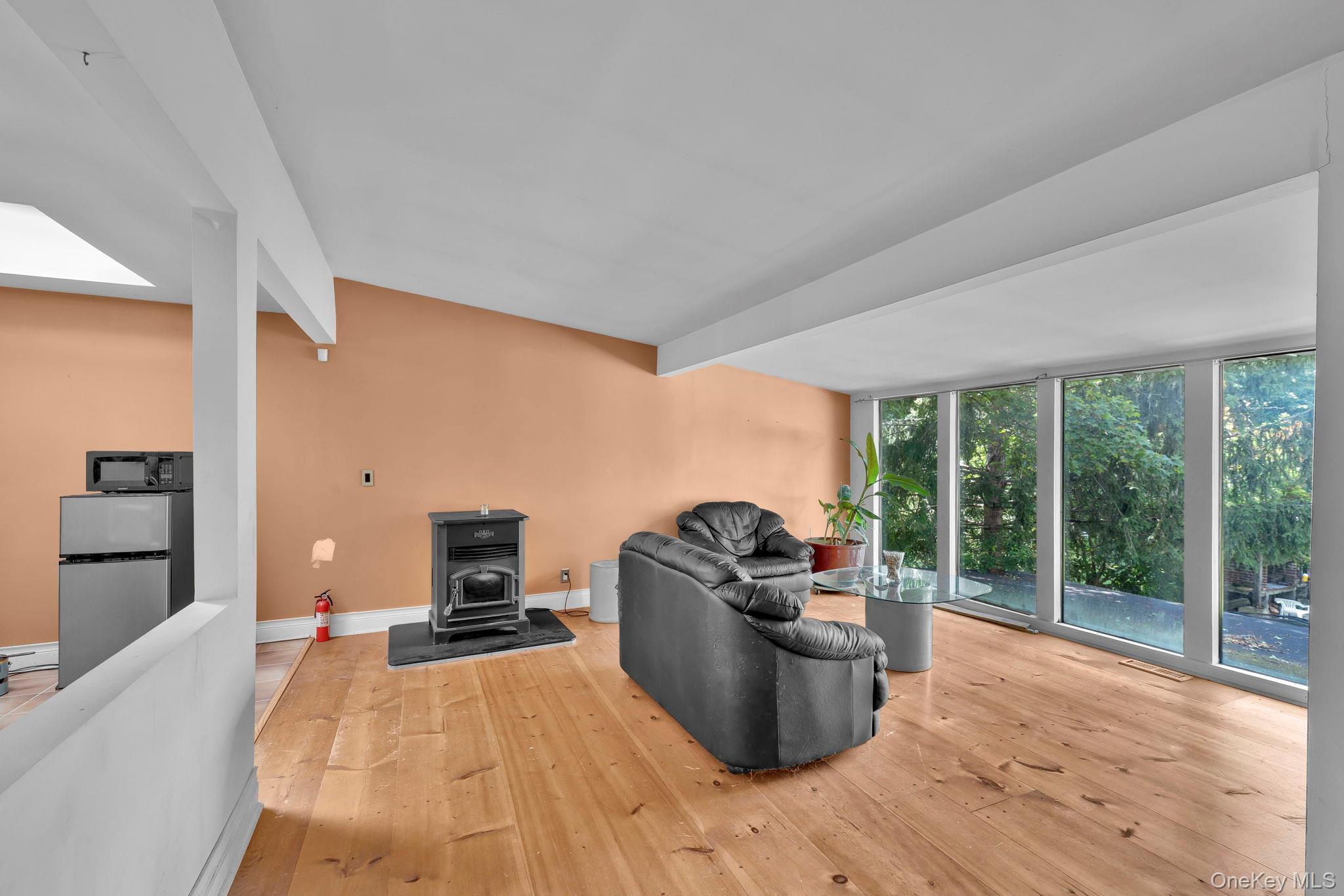 1675 Main Street, Pleasant Valley, NY 12569