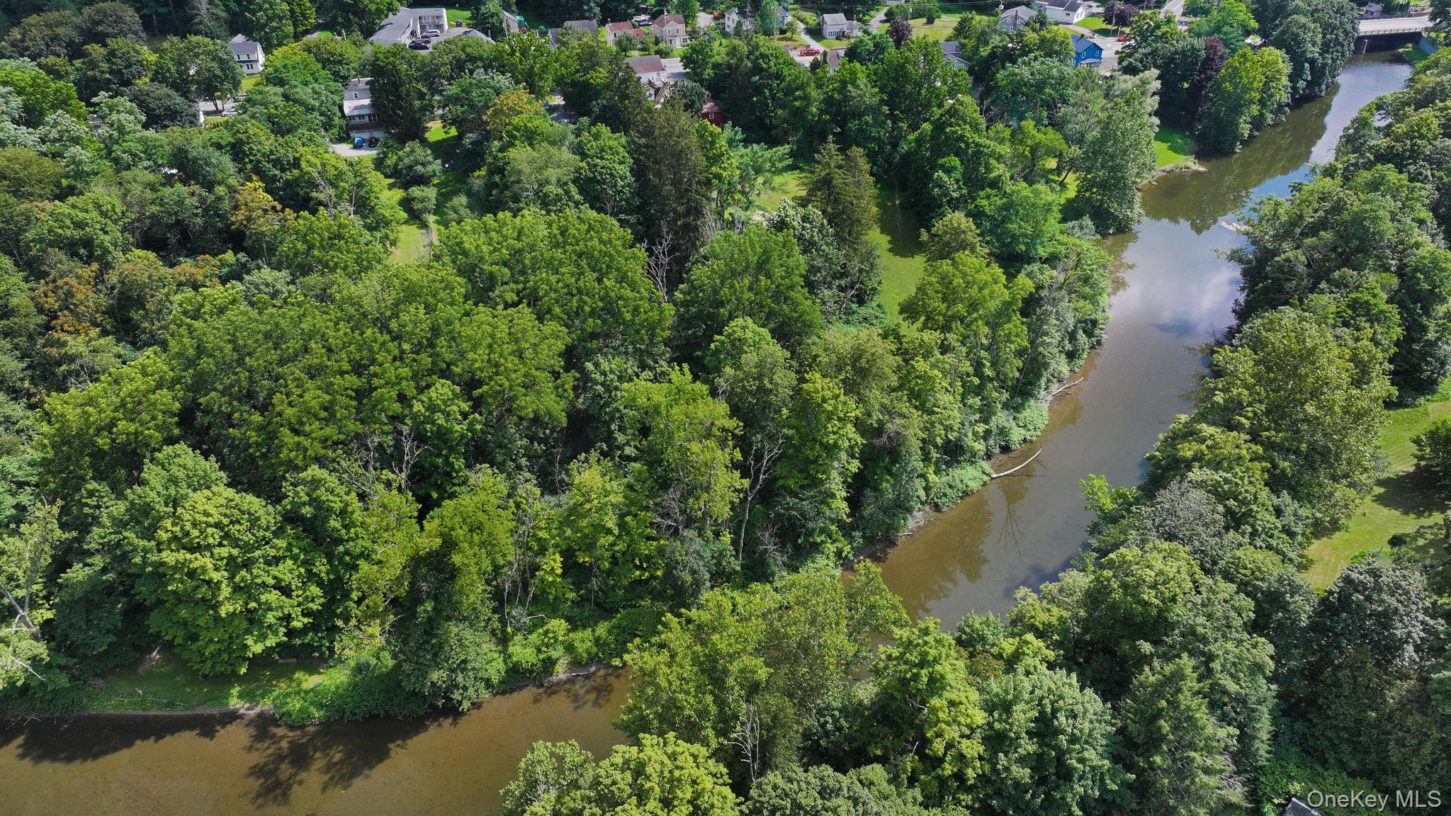 1675 Main Street, Pleasant Valley, NY 12569