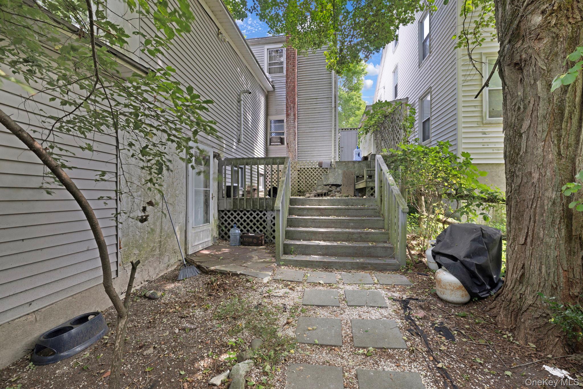 1675 Main Street, Pleasant Valley, NY 12569