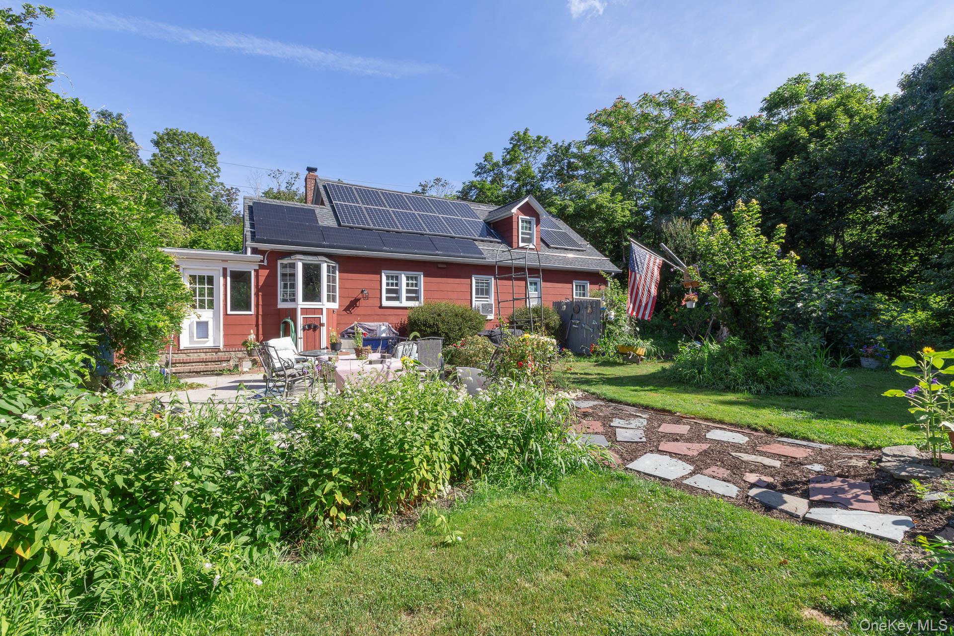 5660 Sound Avenue, Mattituck, NY 11952