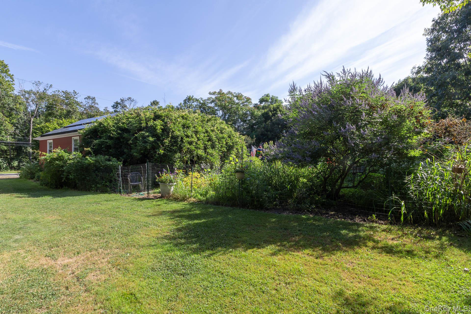 5660 Sound Avenue, Mattituck, NY 11952