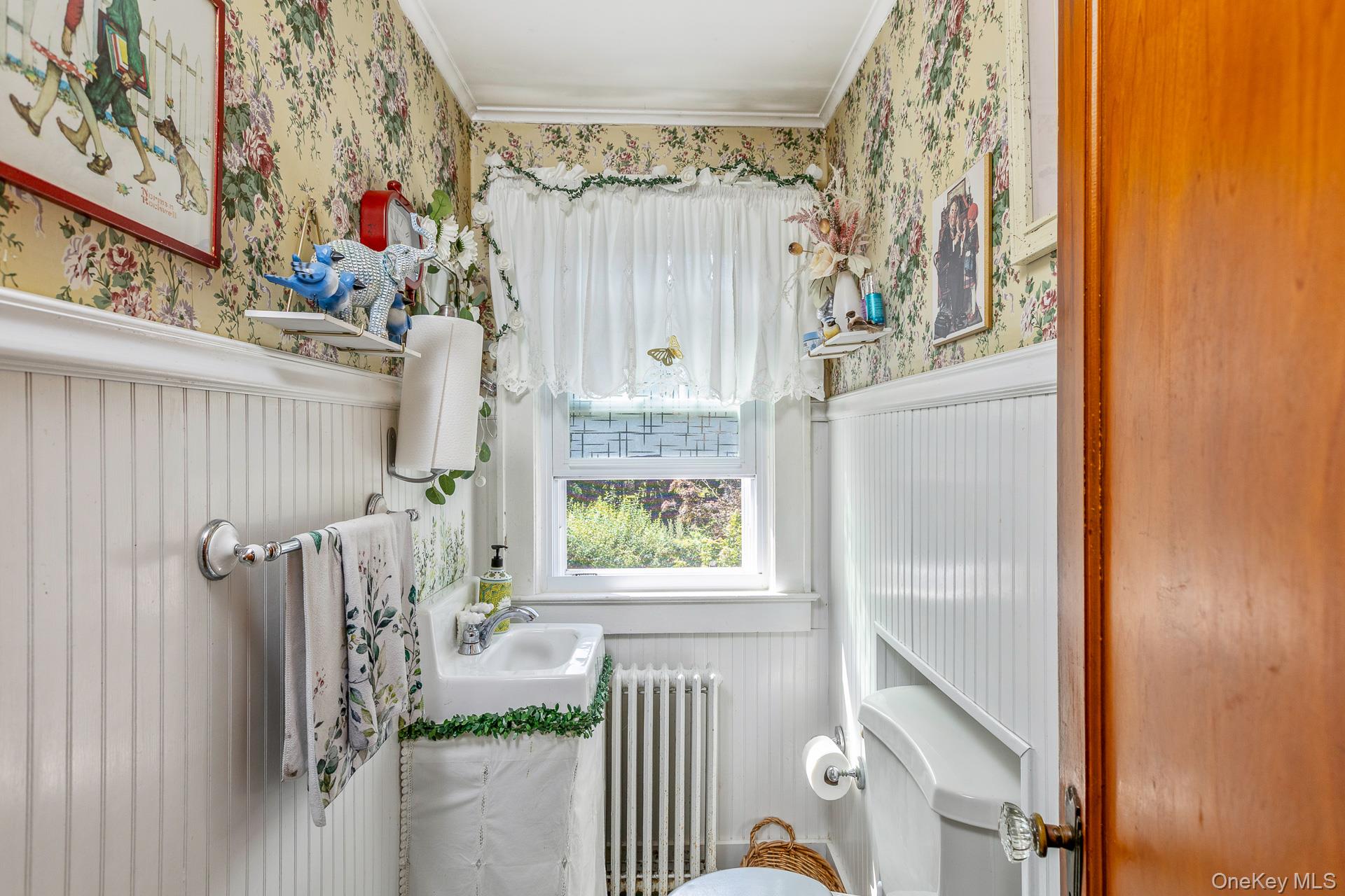 5660 Sound Avenue, Mattituck, NY 11952