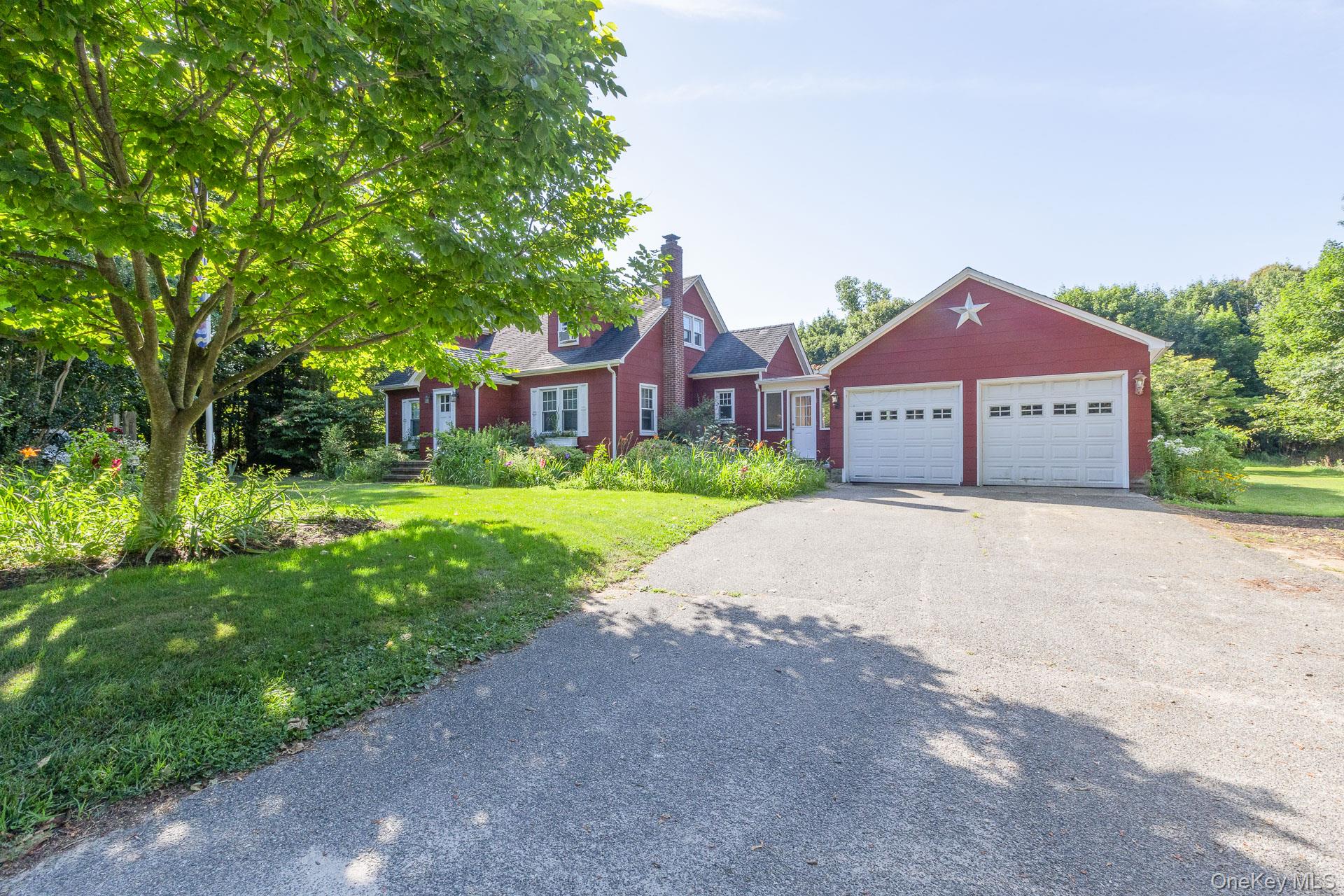 5660 Sound Avenue, Mattituck, NY 11952