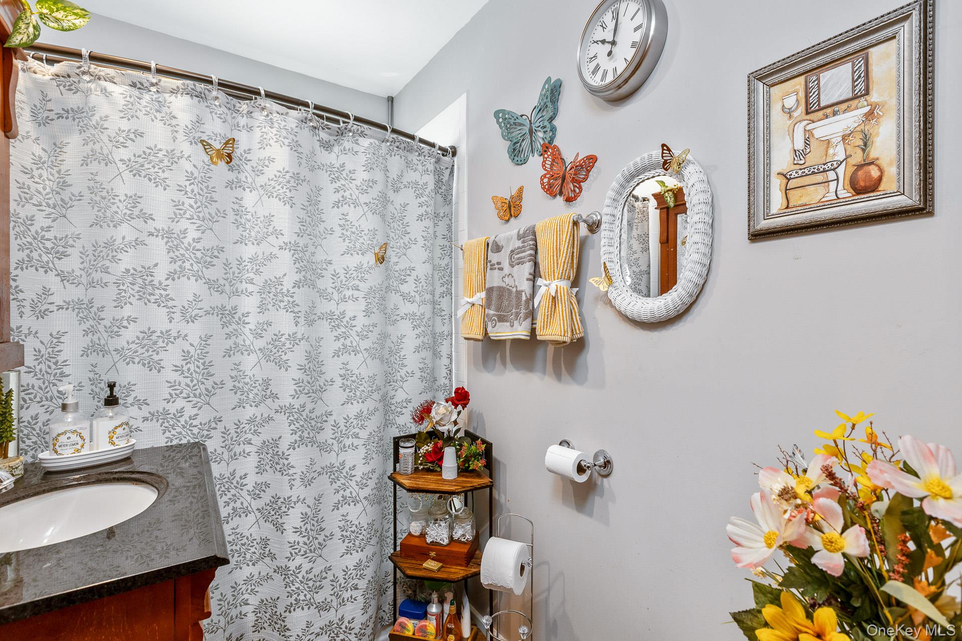 5660 Sound Avenue, Mattituck, NY 11952