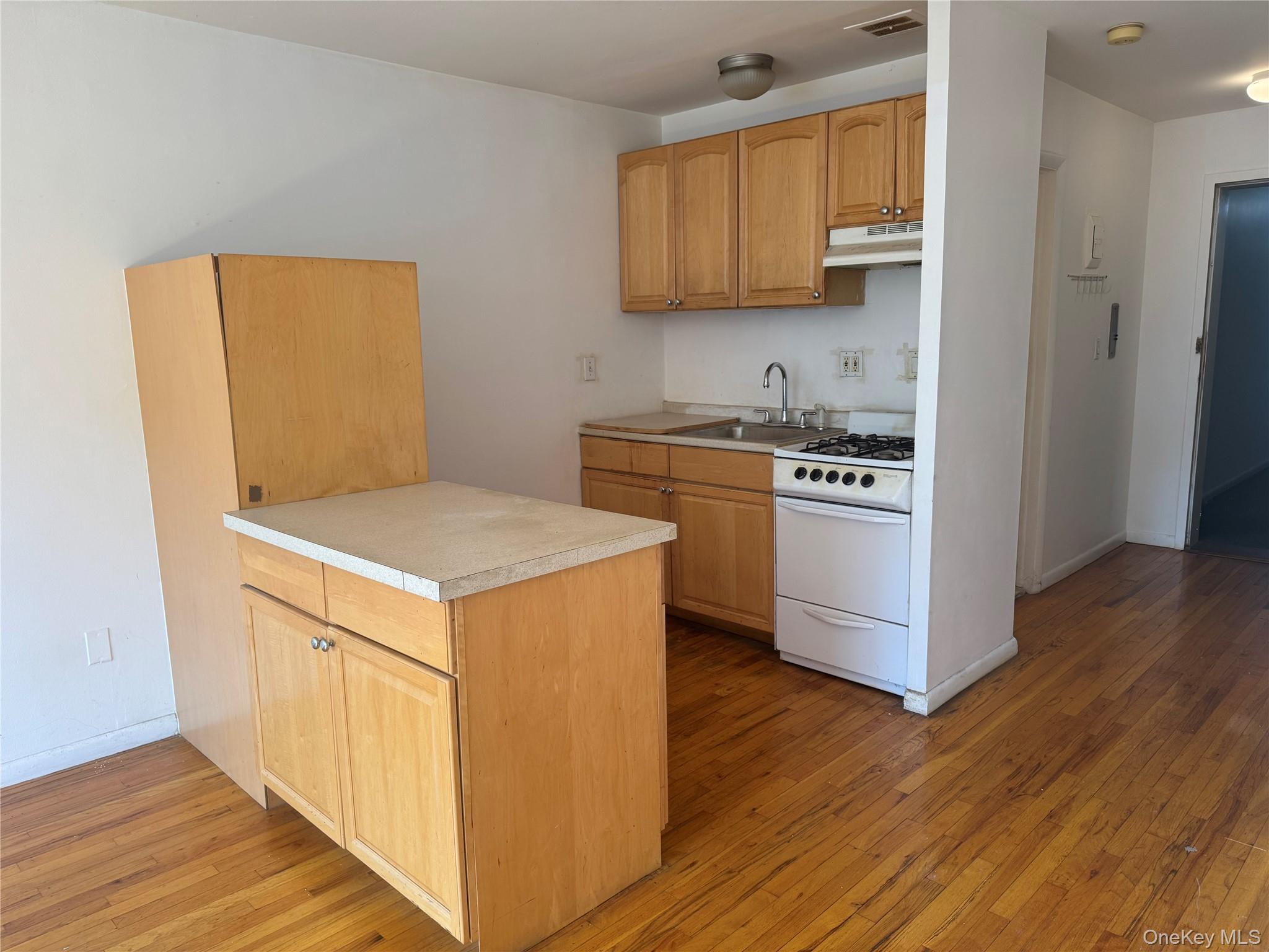 2333 Palmer Avenue # 4C, New Rochelle, NY 10801