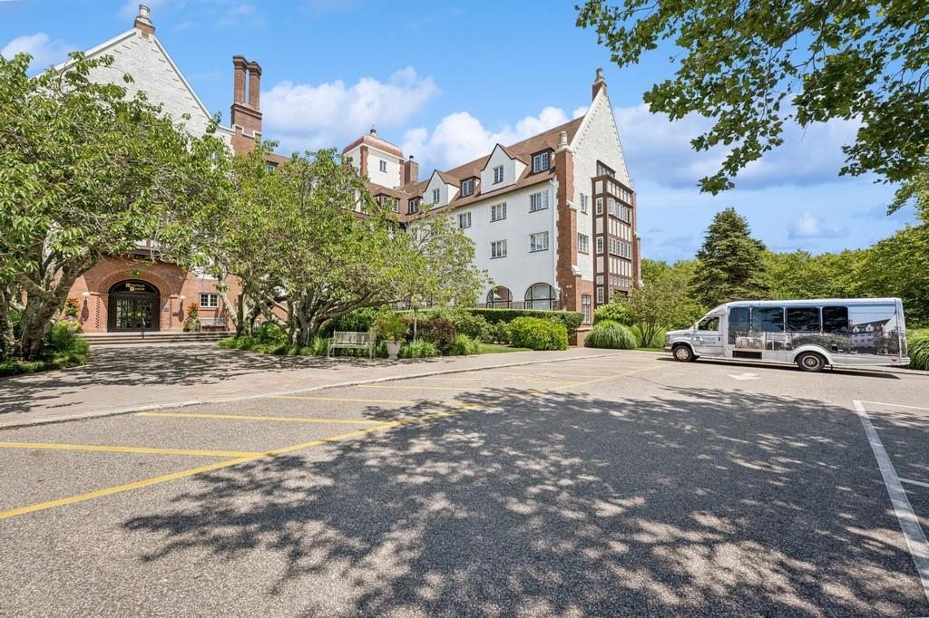 236 Edgemere Street # 427, Montauk, NY 11954