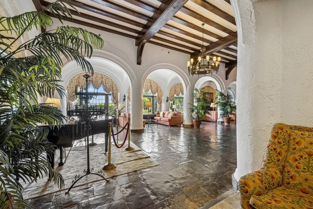 236 Edgemere Street # 427, Montauk, NY 11954