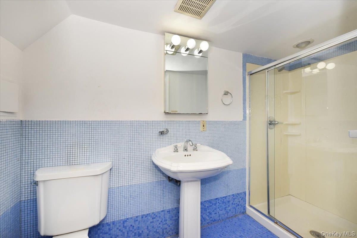 8601 Marengo Street, Holliswood, NY 11423