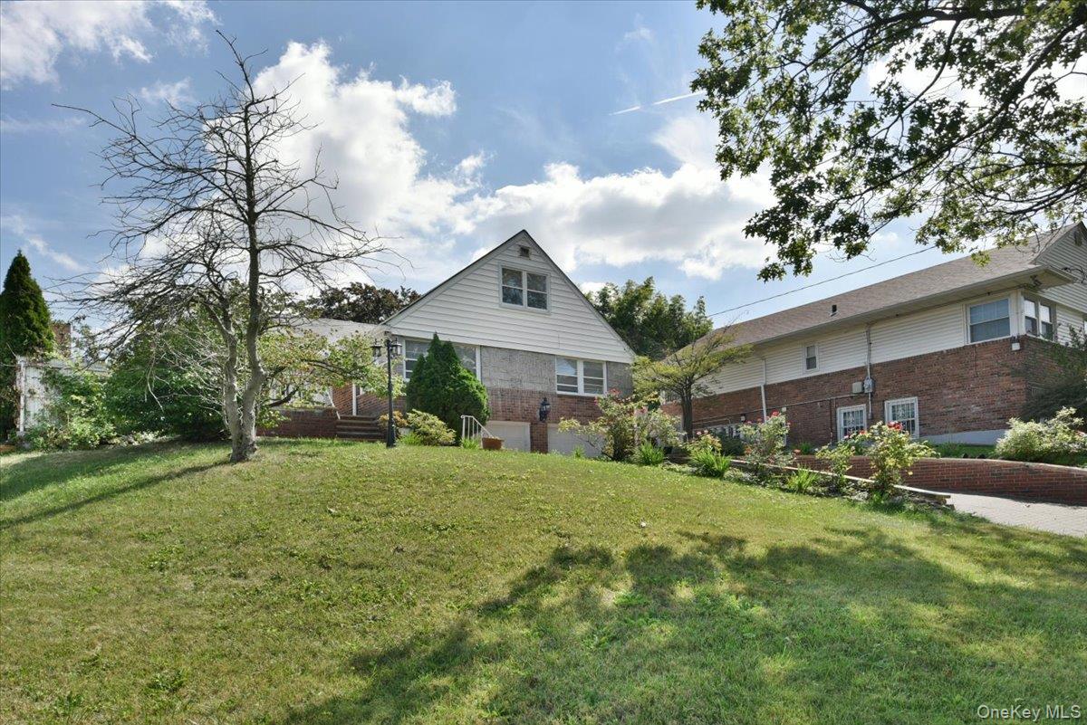 8601 Marengo Street, Holliswood, NY 11423