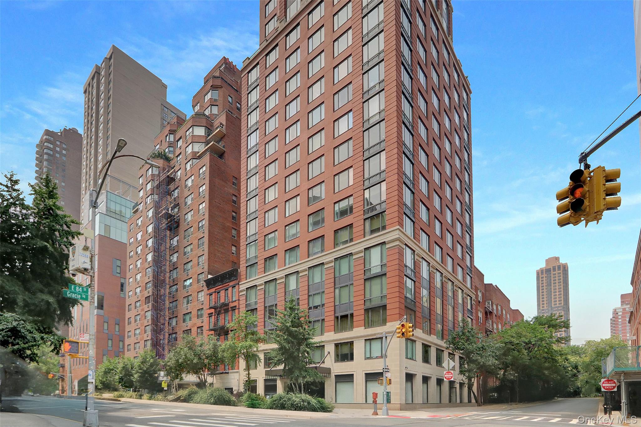 90 E End Avenue # 10B, New York (Manhattan), NY 10028