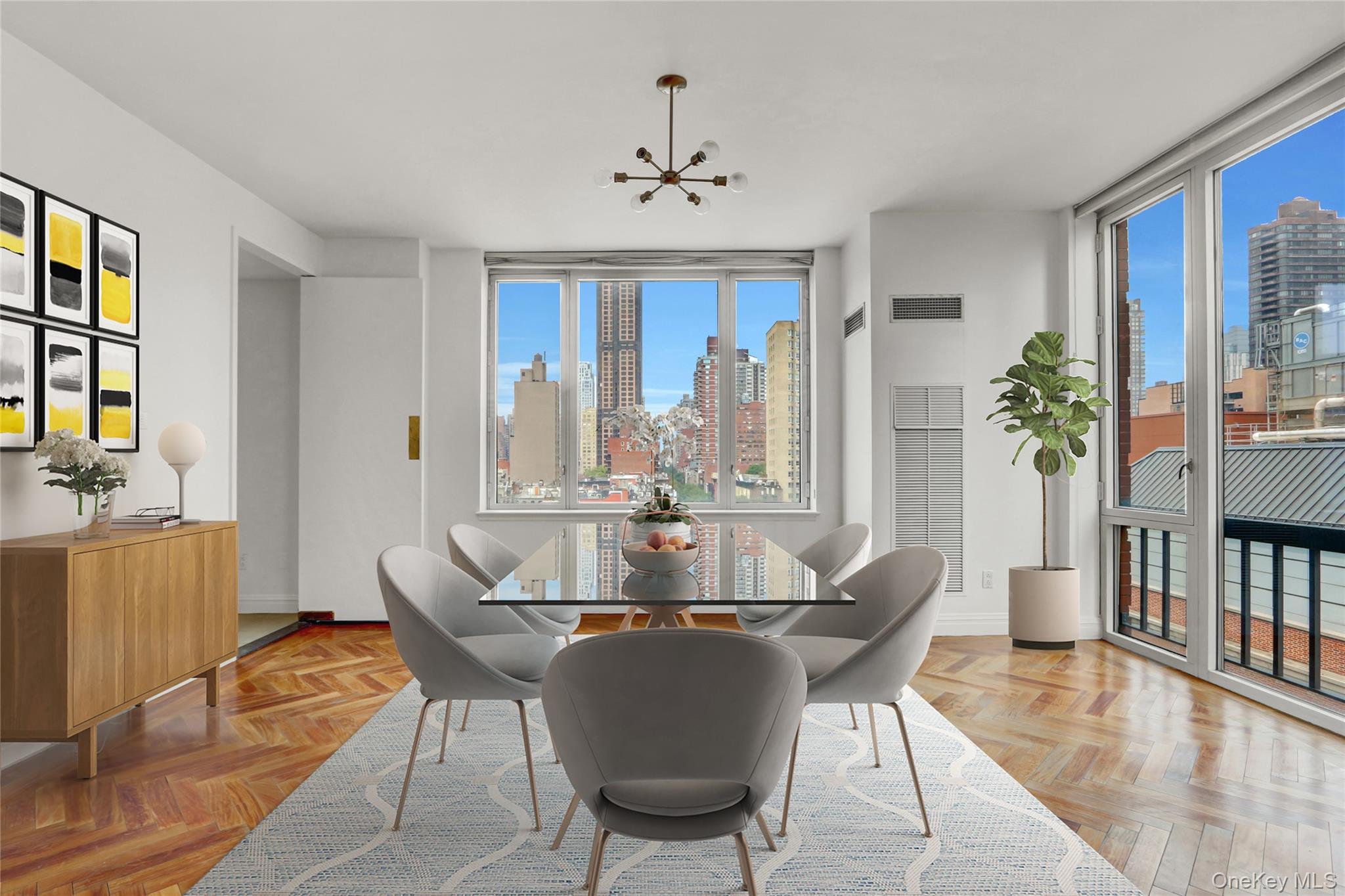 90 E End Avenue # 10B, New York (Manhattan), NY 10028