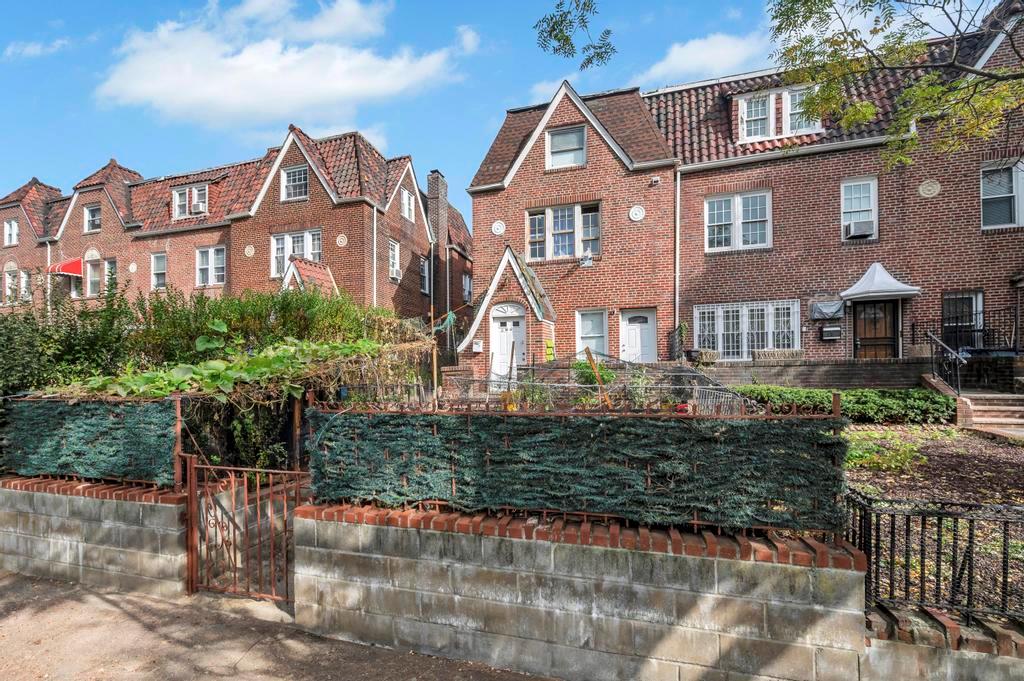 37-37 78th Street, Jackson Heights, NY 11372