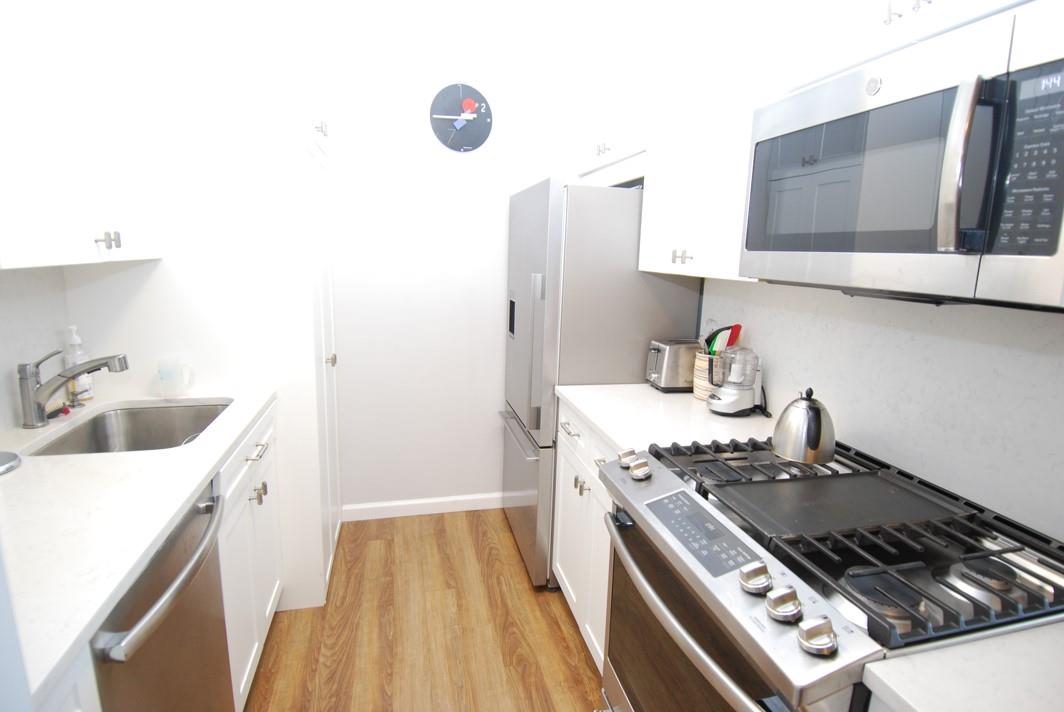 27110 Grand Central Parkway # 4Y, Floral Park, NY 11005