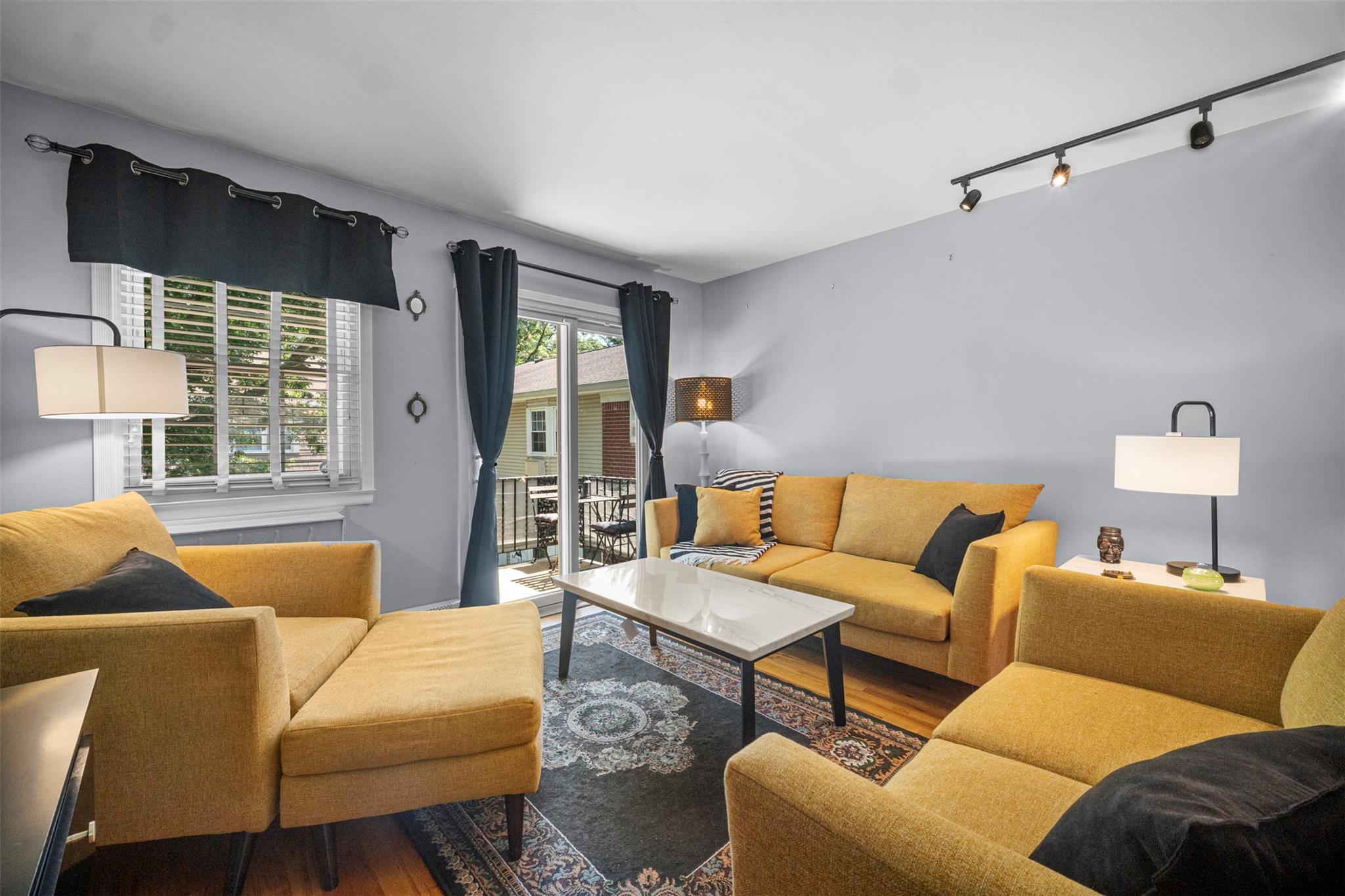 2413 Wilshire Lane # 2413, Oakdale, NY 11769