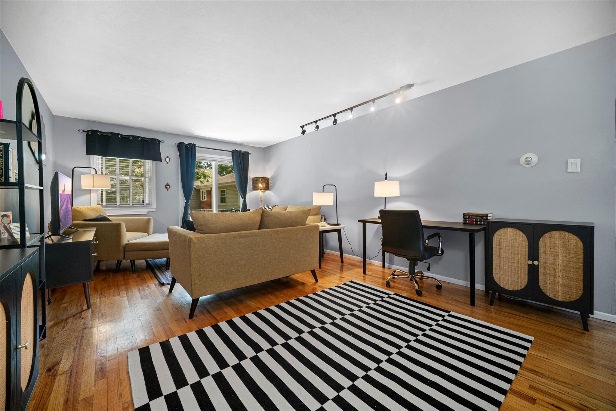 2413 Wilshire Lane # 2413, Oakdale, NY 11769