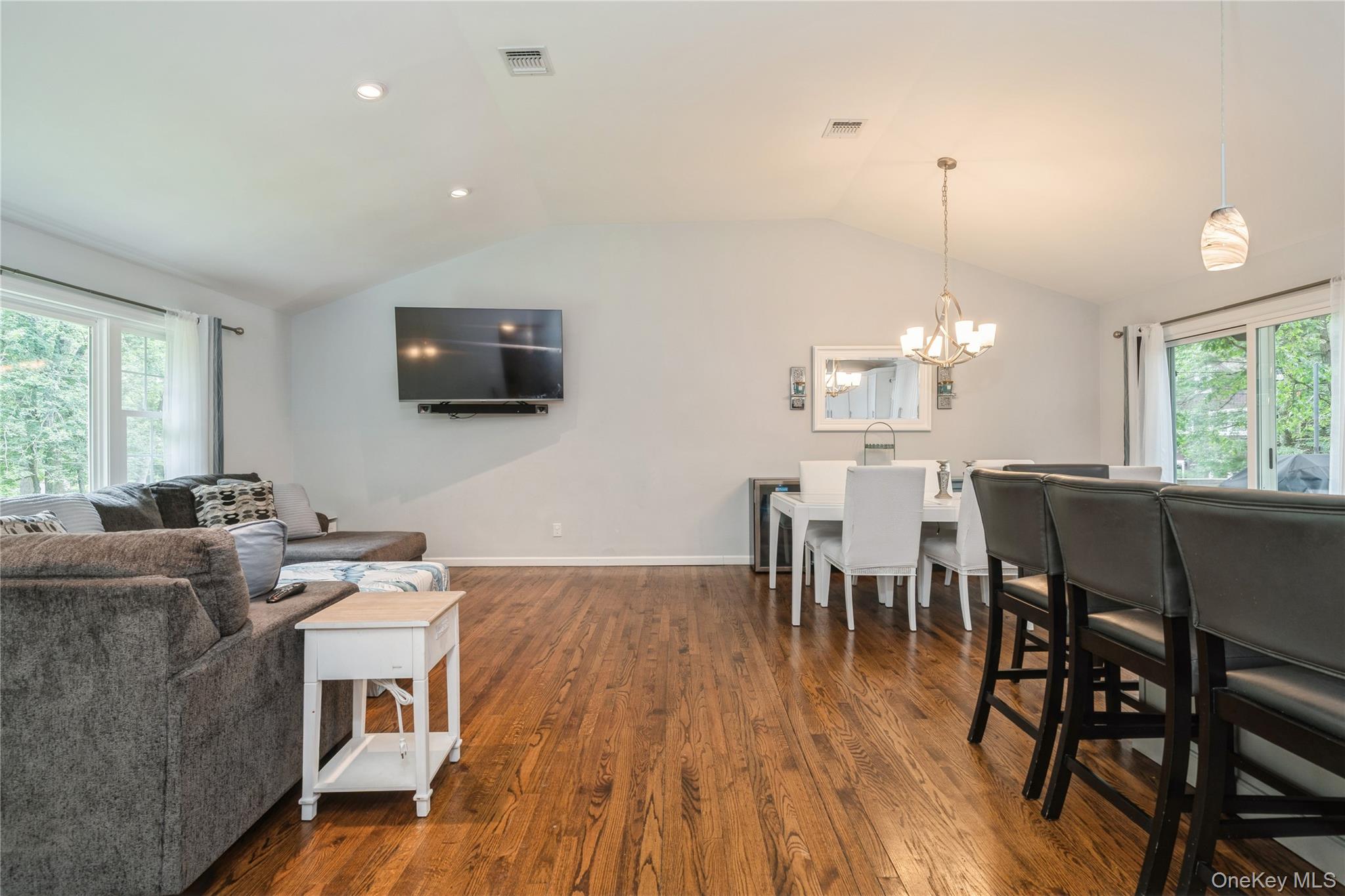 42 Alexander Road, Monroe, NY 10950