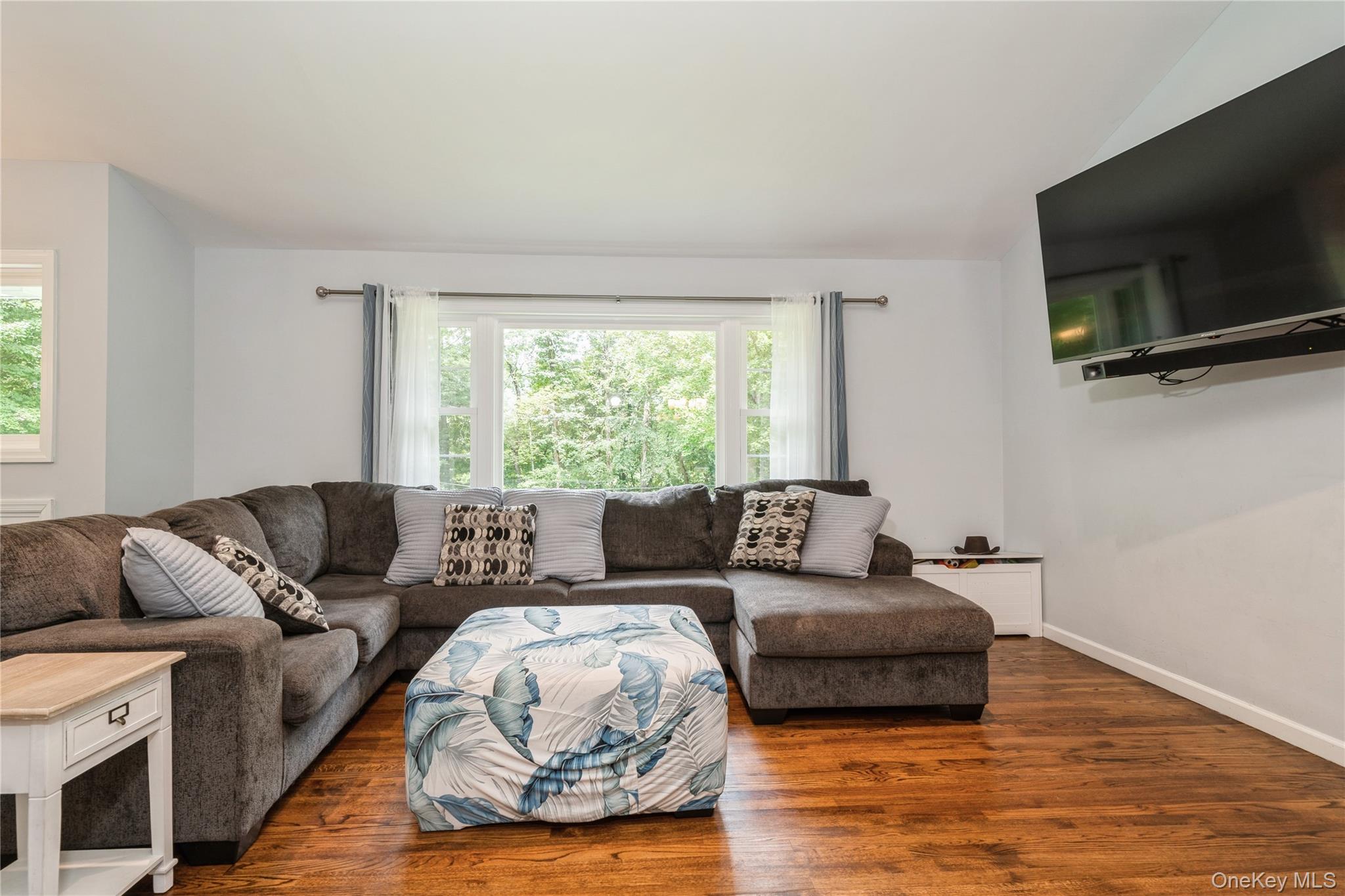 42 Alexander Road, Monroe, NY 10950