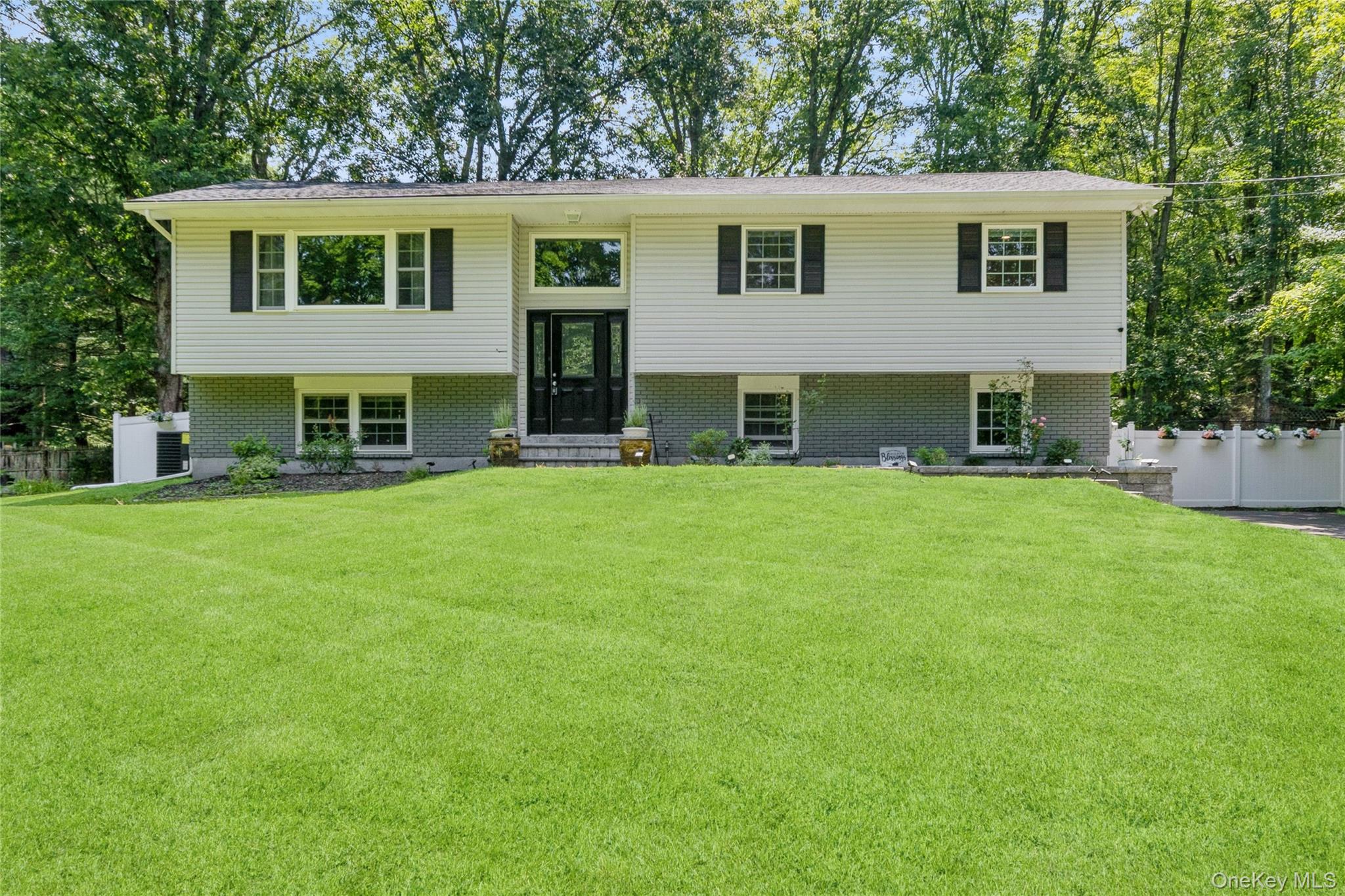 42 Alexander Road, Monroe, NY 10950