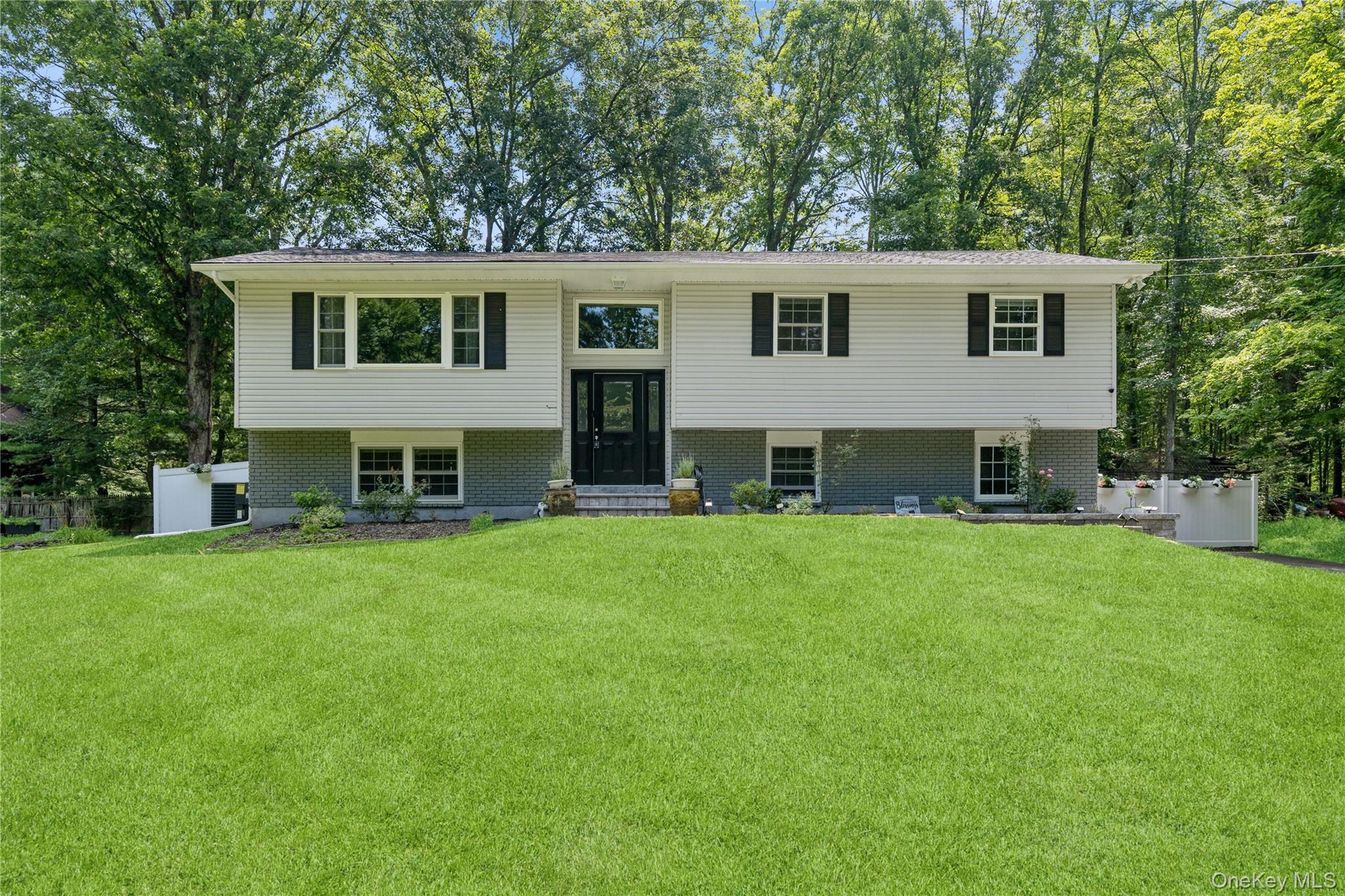 42 Alexander Road, Monroe, NY 10950