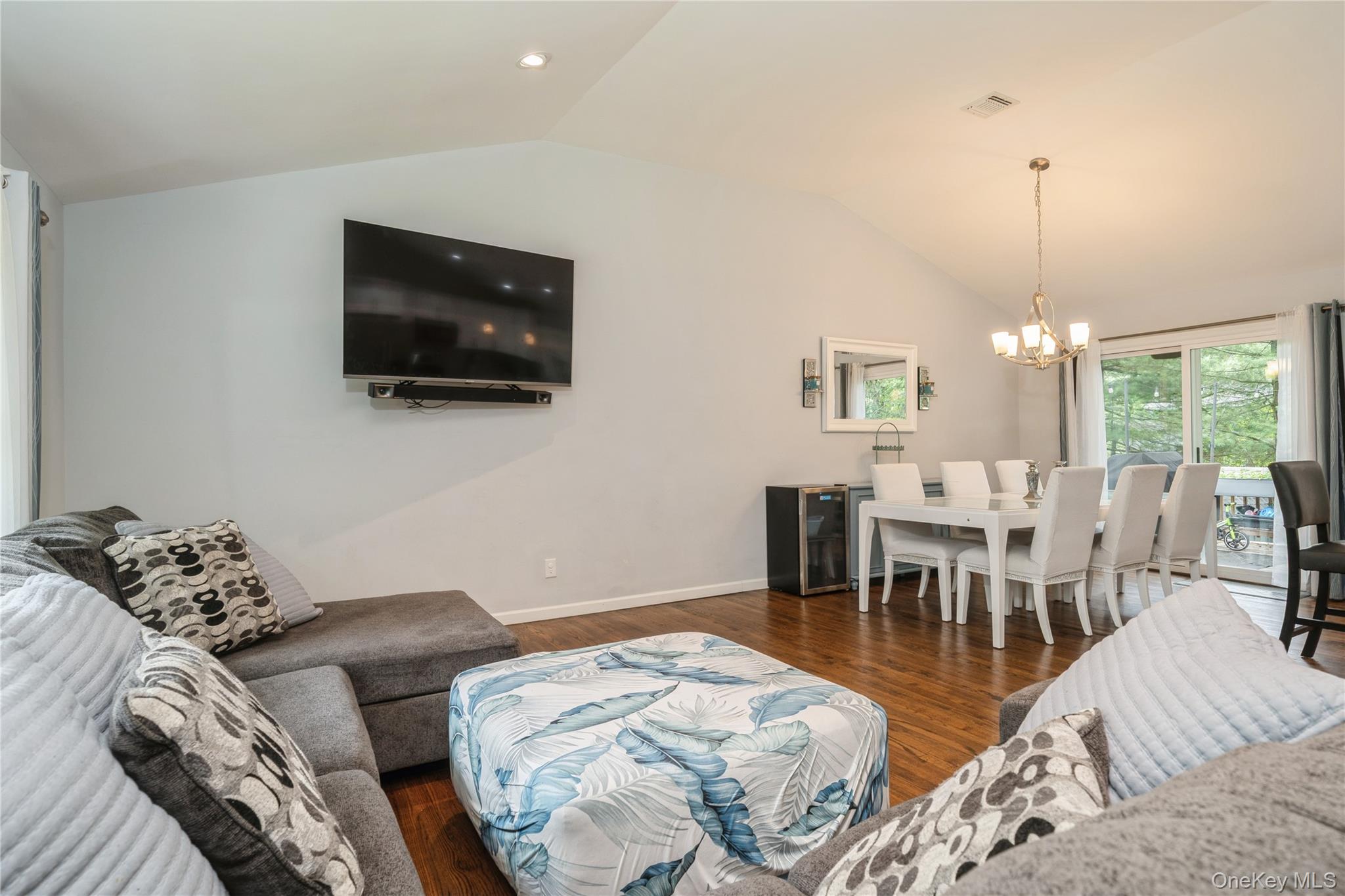 42 Alexander Road, Monroe, NY 10950