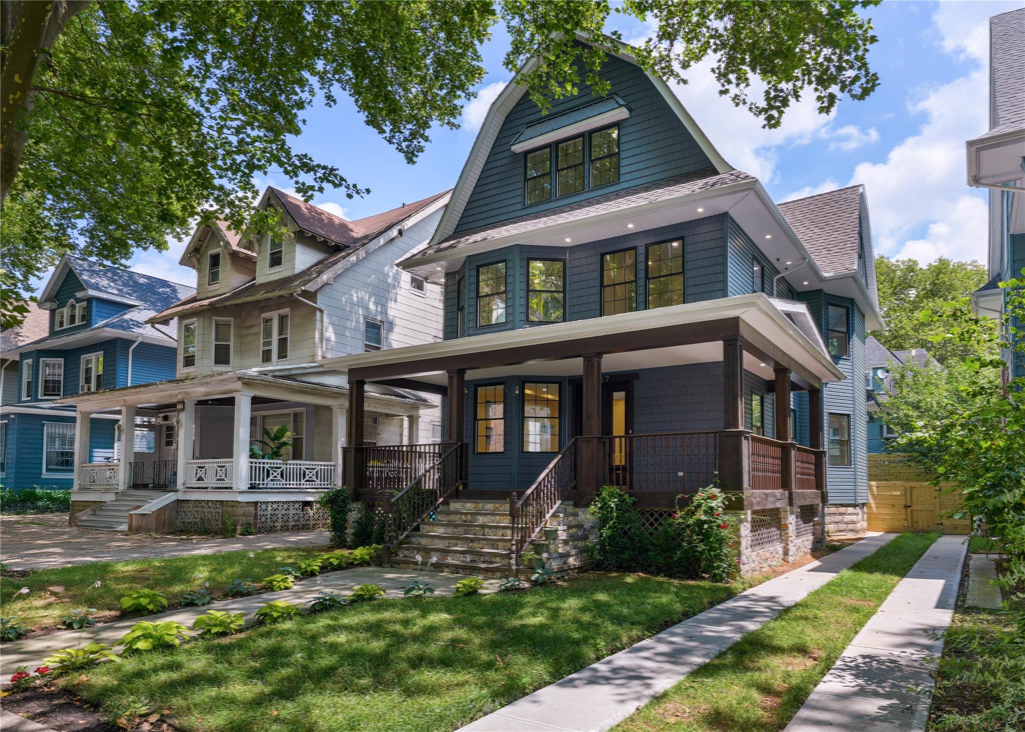 467 Stratford Road, Brooklyn, NY 11218