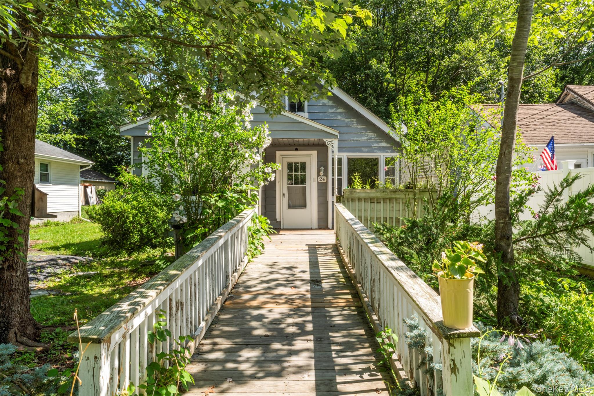 24 Poplar Street, Greenwood Lake, NY 10925