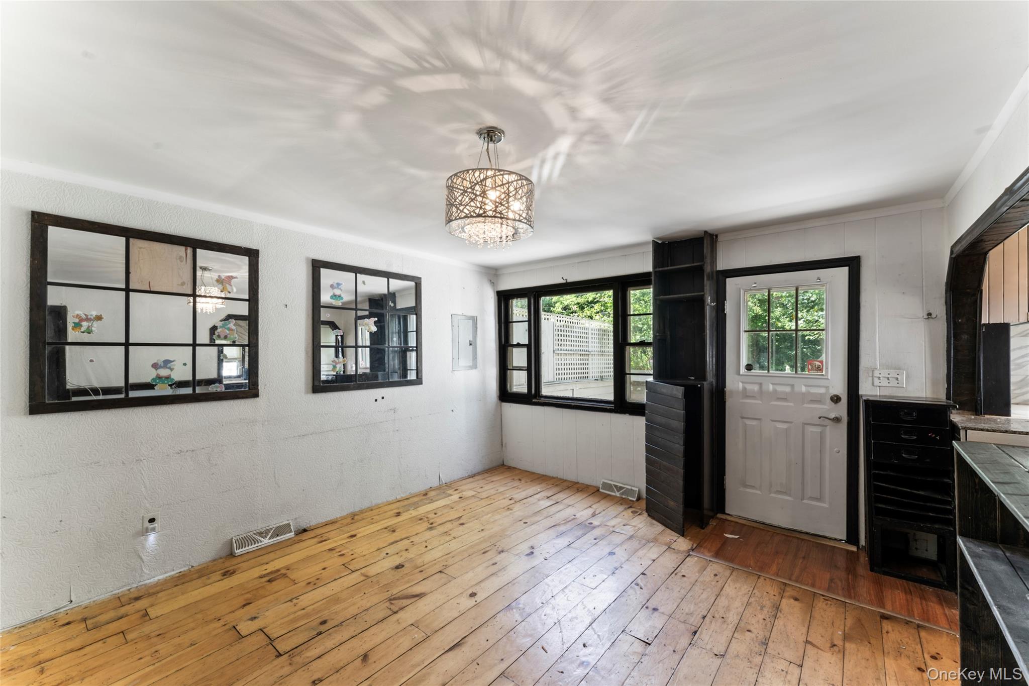 24 Poplar Street, Greenwood Lake, NY 10925