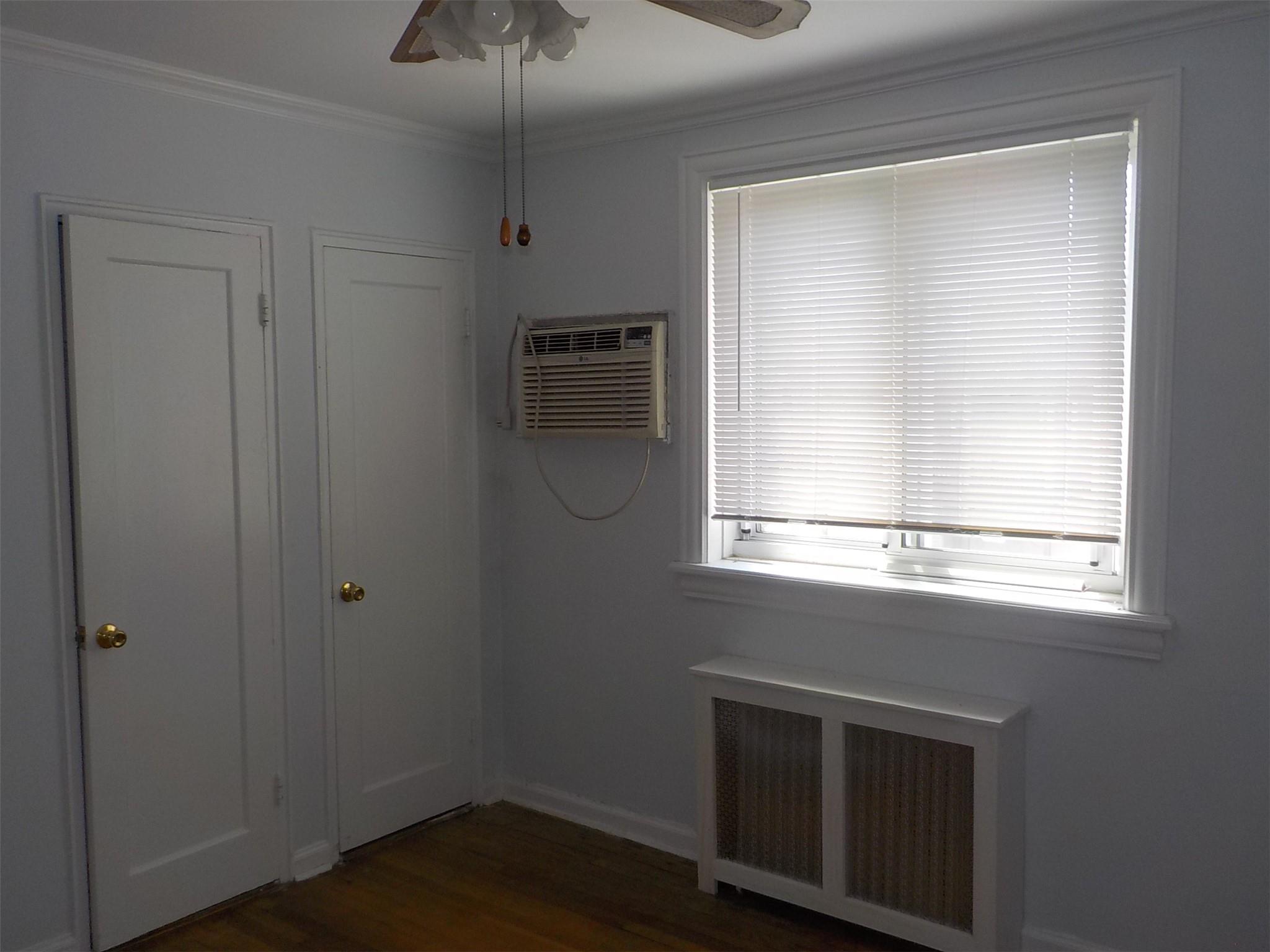 70-50 260th Street # H-2, Glen Oaks, NY 11004