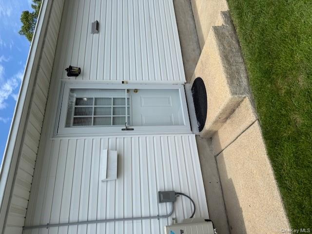 456 S 16 Street, Lindenhurst, NY 11757