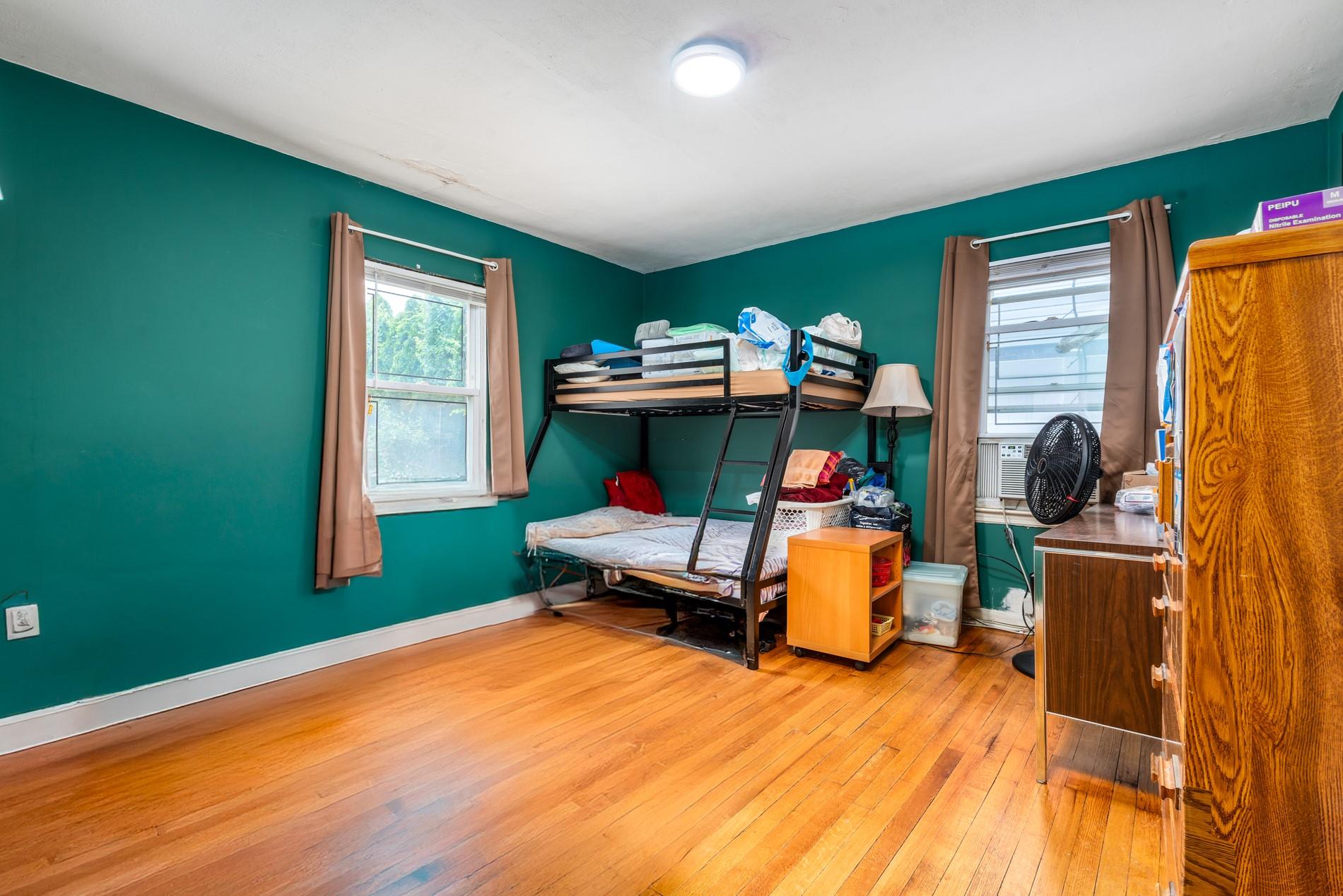 198-16 Mc Laughlin Avenue, Holliswood, NY 11423