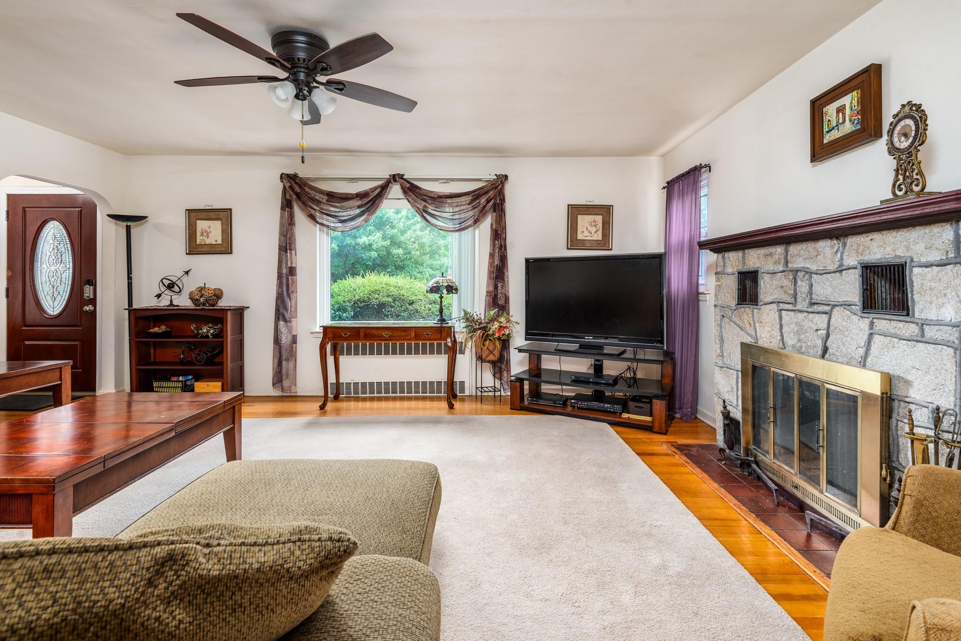 198-16 Mc Laughlin Avenue, Holliswood, NY 11423