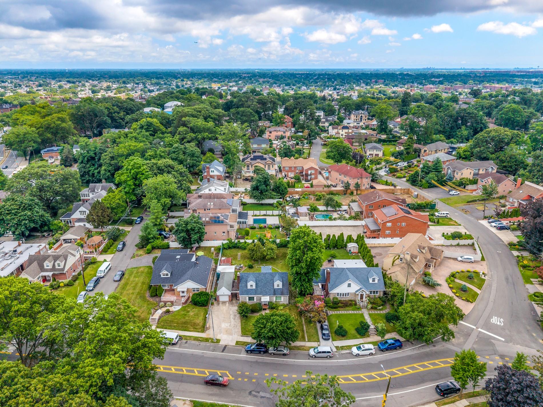 198-16 Mc Laughlin Avenue, Holliswood, NY 11423