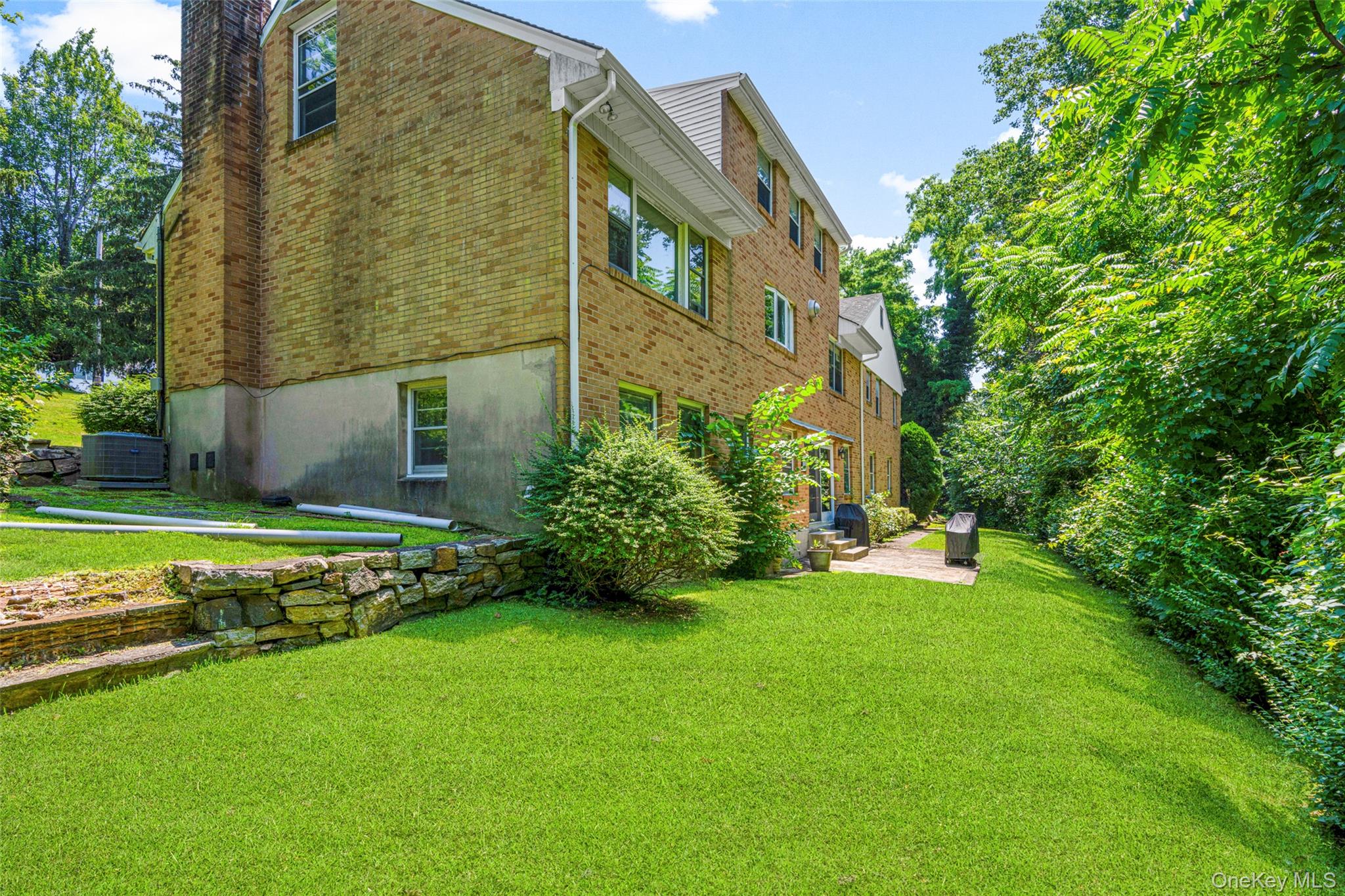 6 Century Ridge Road, Purchase, NY 10577