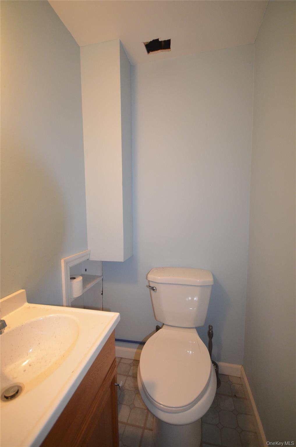 1474 Stephen Marc Lane, East Meadow, NY 11554