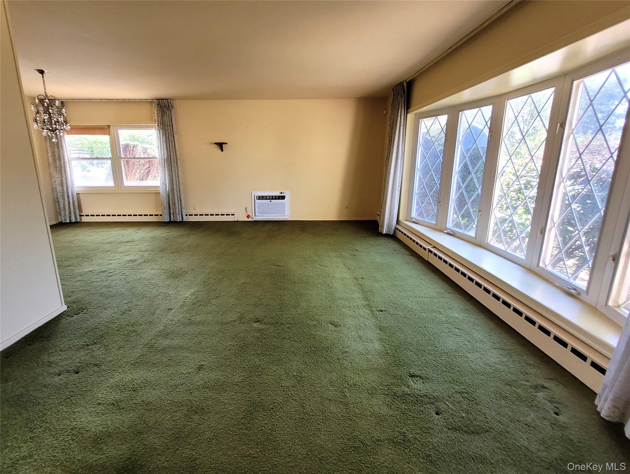 1474 Stephen Marc Lane, East Meadow, NY 11554