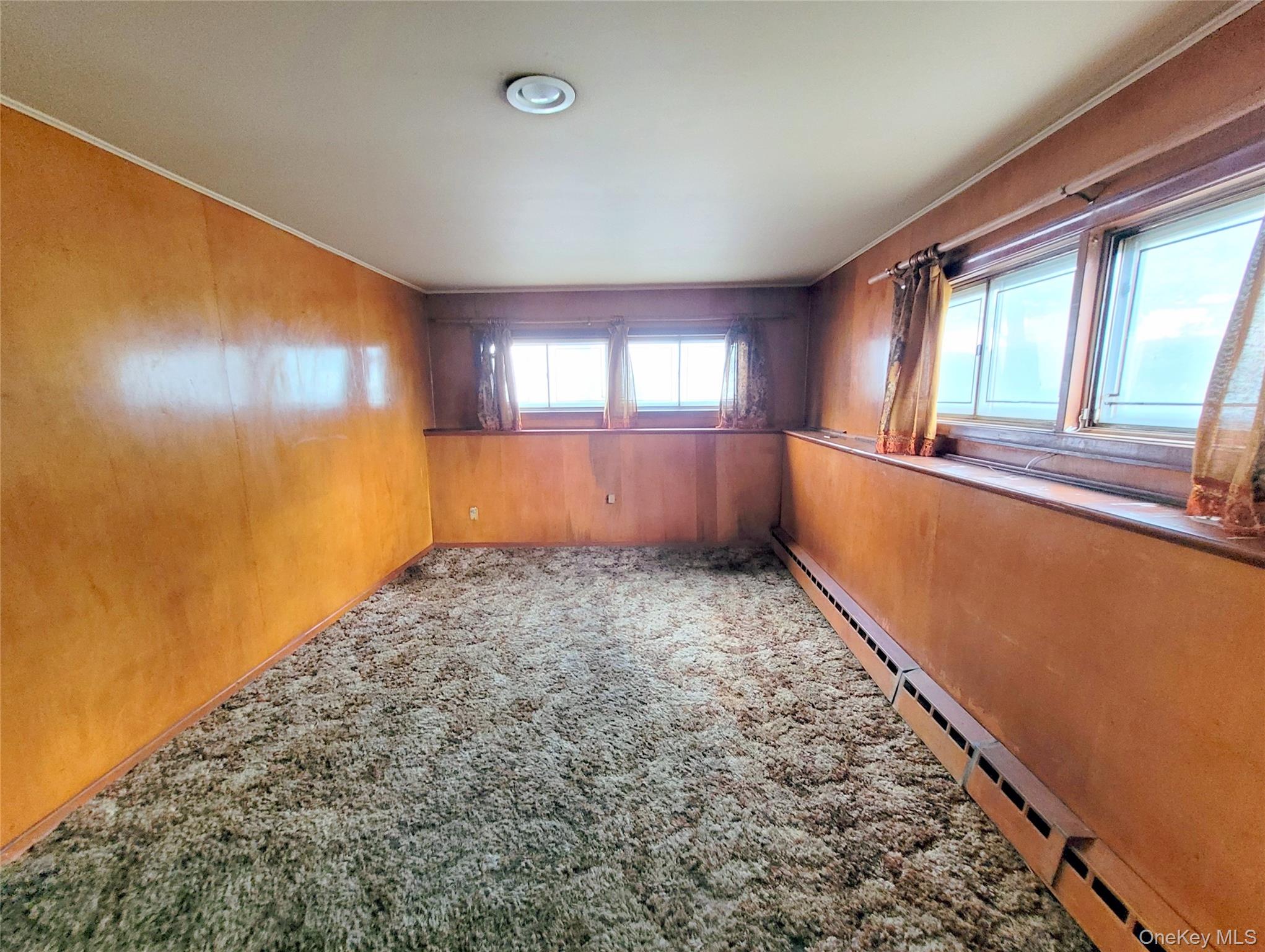 1474 Stephen Marc Lane, East Meadow, NY 11554