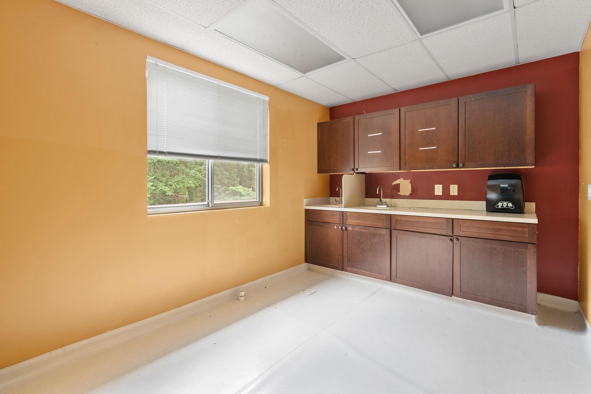 4 Corwin Court, Newburgh, NY 12550